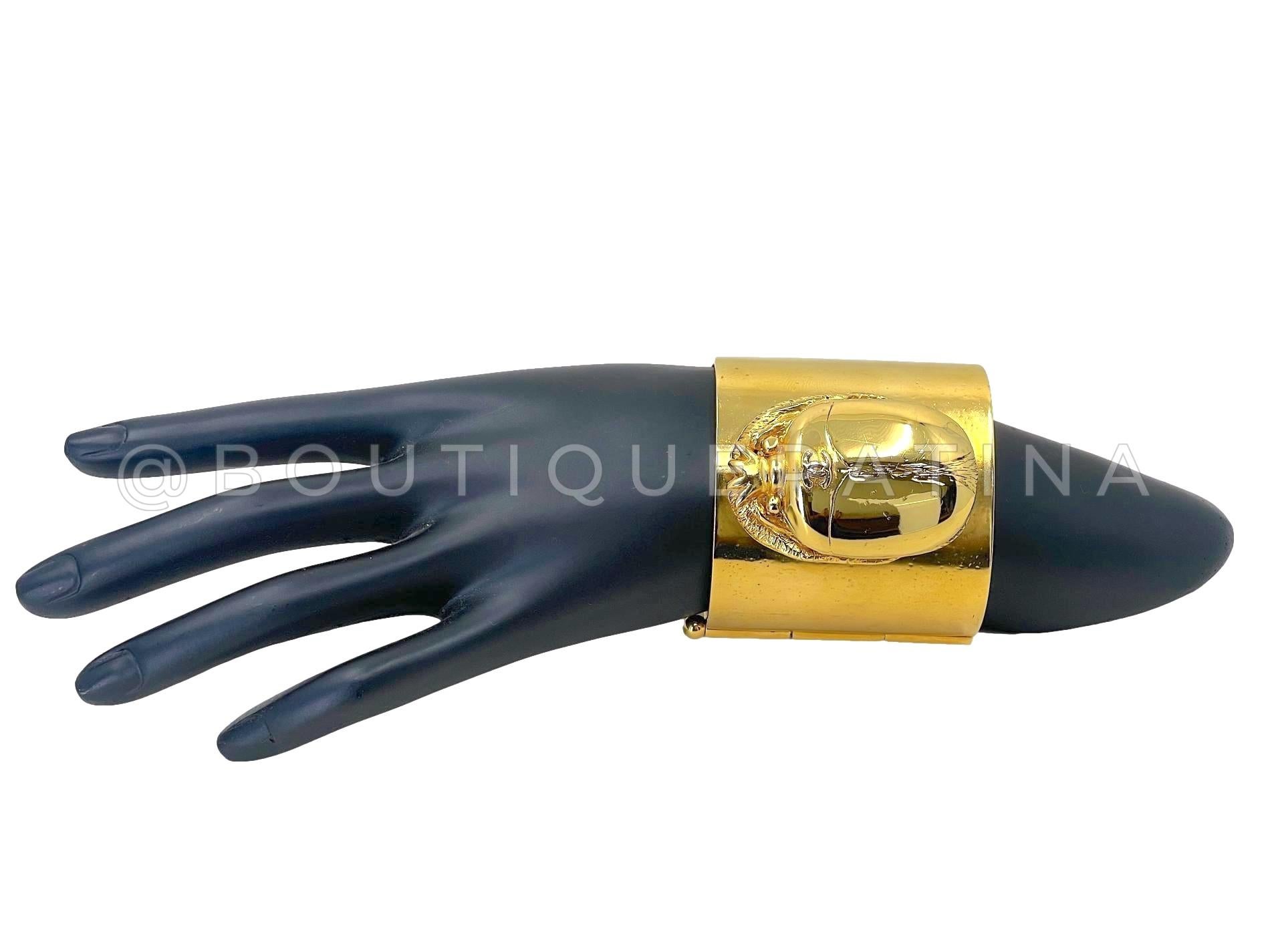 Chanel 19A Egypt Limited Hammered Gold Scarab Cuff Bracelet Paris-New York 68352 3