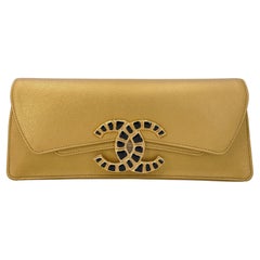 Chanel 19A Egypt Pale Gold Jumbo Clutch Bag Crocodile CC Paris-New York 67616
