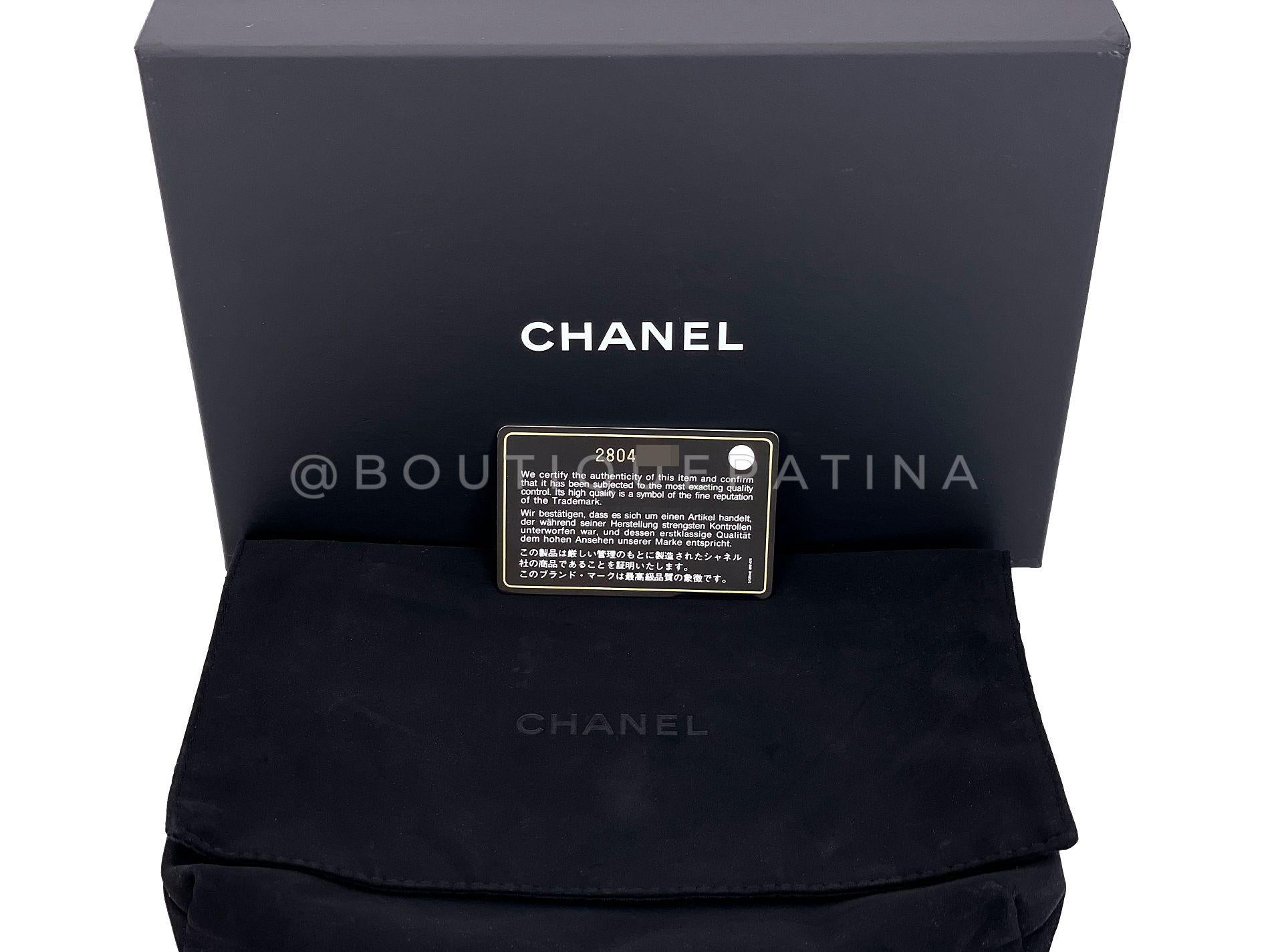 Chanel 19A Gold Egyptian Crocodile Print Wallet on Chain WOC Bag GHW 68974 en vente 8