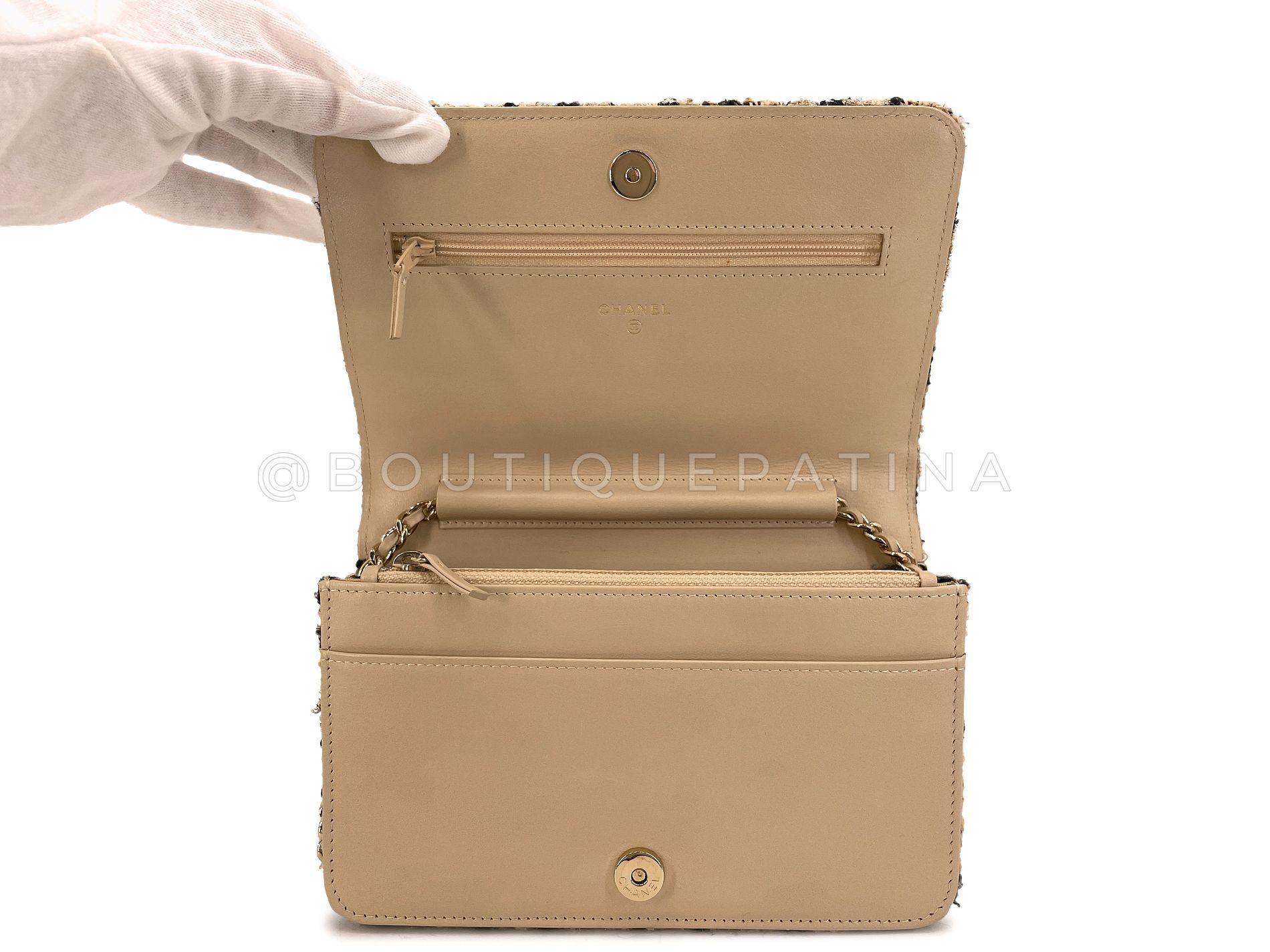 Chanel 19A WOC Brieftasche an Kette Set Bag 68024 aus Tweed mit Hahnentrittmuster in Beige und Schwarz im Angebot 5