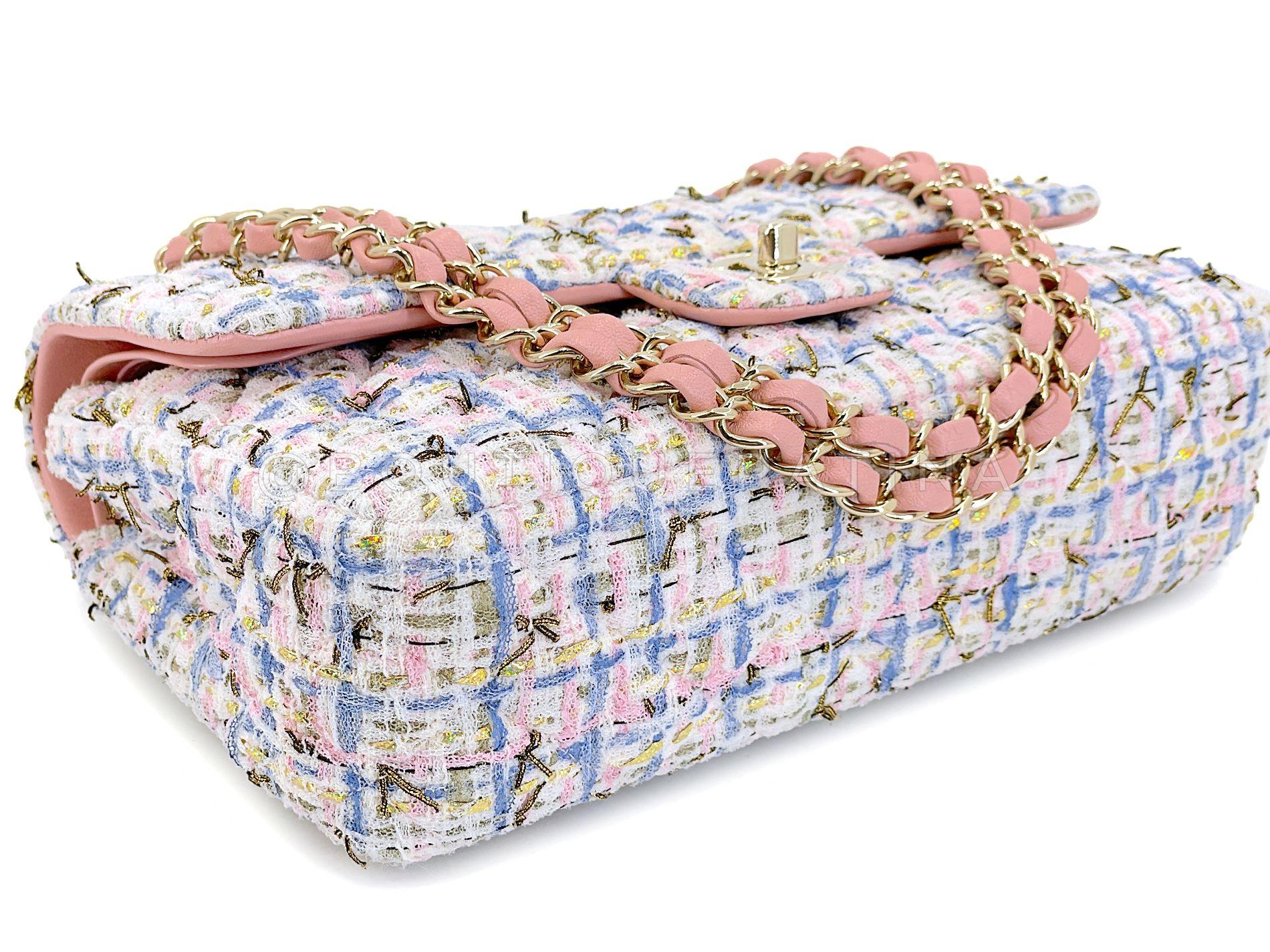Chanel 19C Pink Tweed Boucle Medium Classic Double Flap Bag GHW 68176 For Sale 2