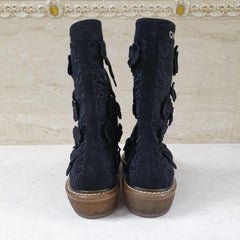 CHANEL - 19S - Camélia brodé  Bottes plates à lacets