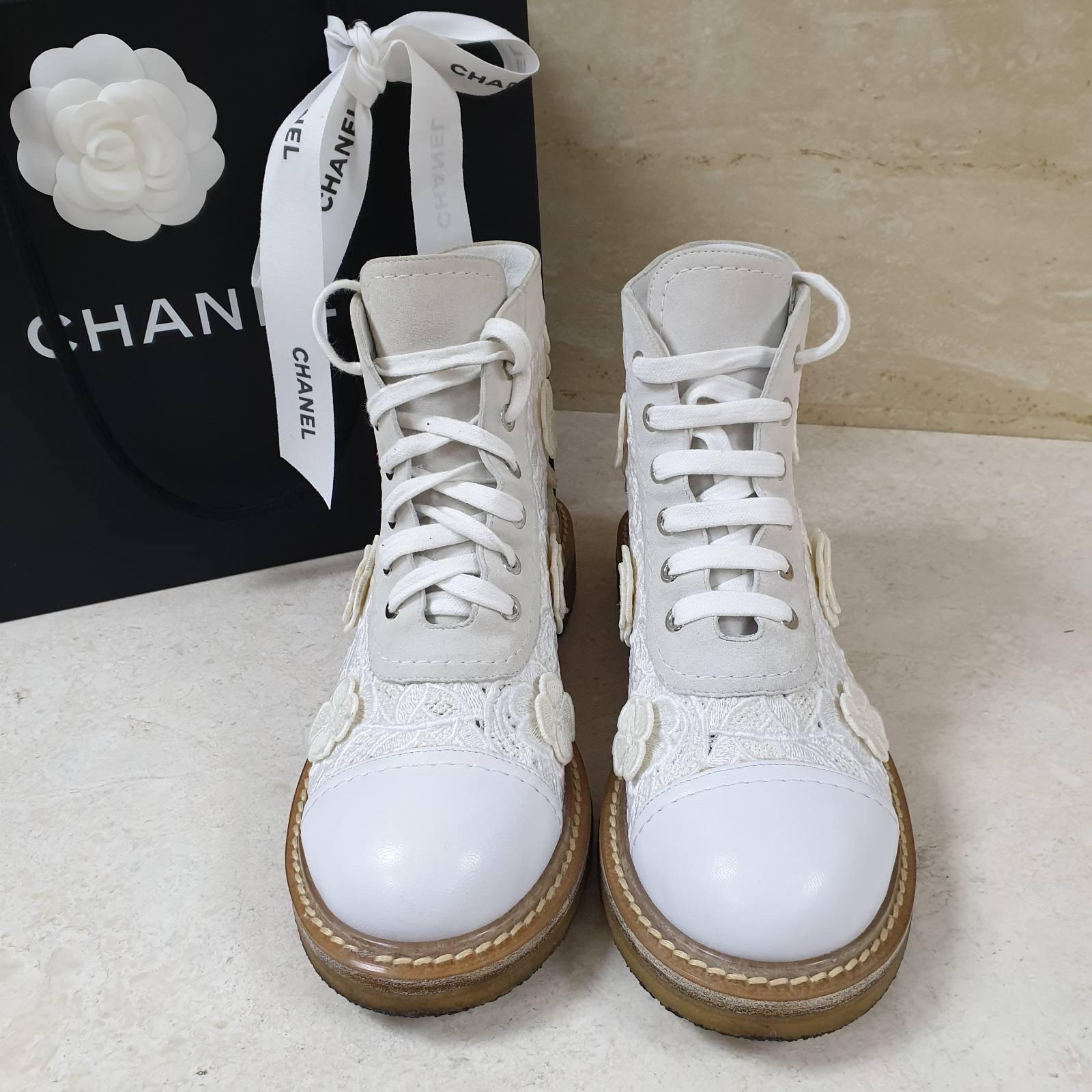 Chanel 19SS Lace-up Camellia Textile Leather Ankle Boots 2