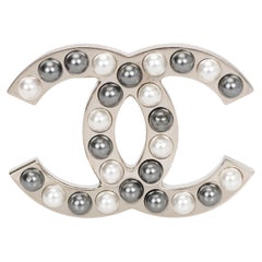 Used Chanel 2 Tone Pearl CC Logo Brooch