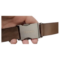 CHANEL 2000 00A leather Belt with brushed metal buckle