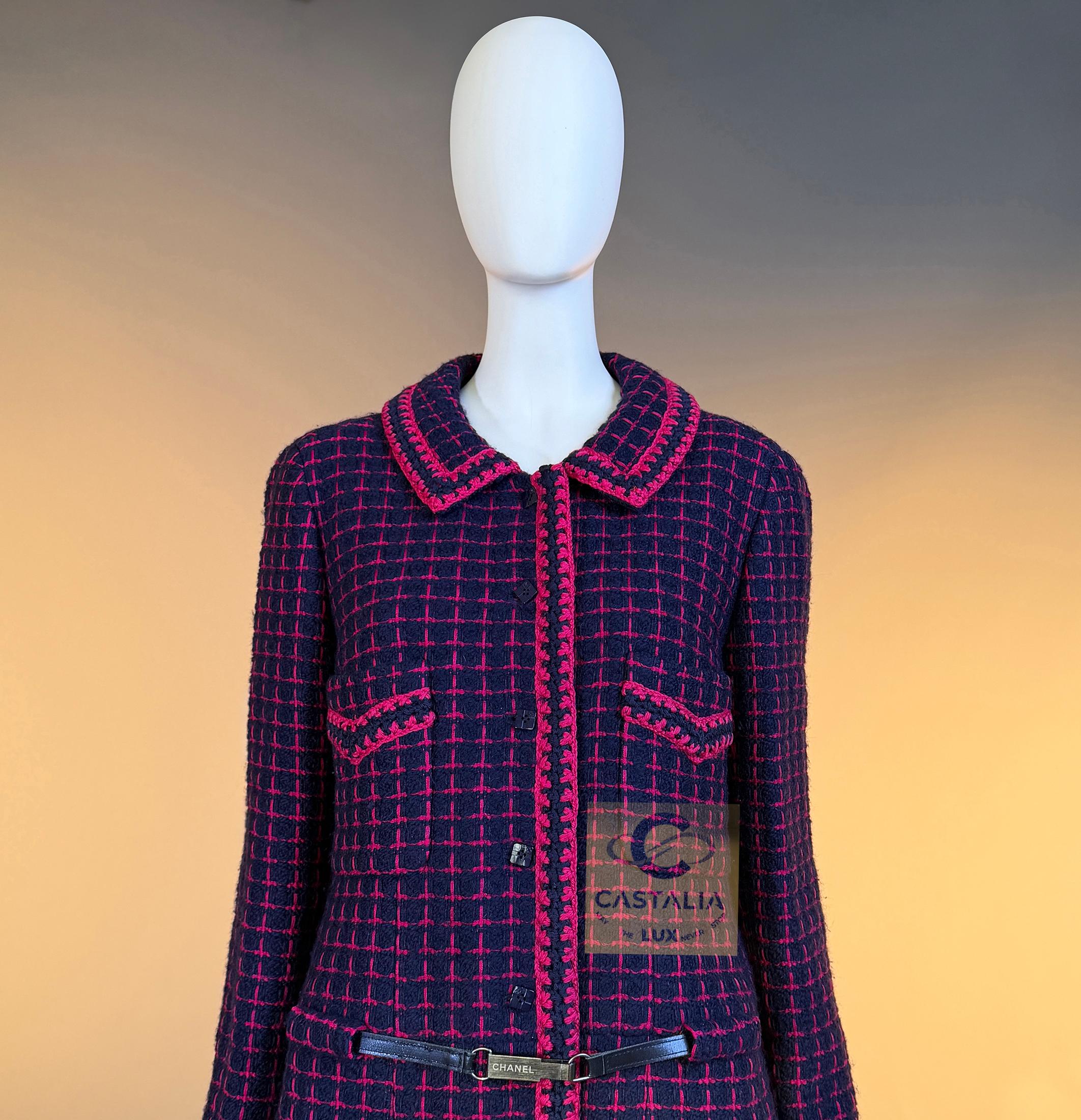 CHANEL 2000 Artefact Manteau en tweed avec ceinture à logo 40 FR Unisexe en vente