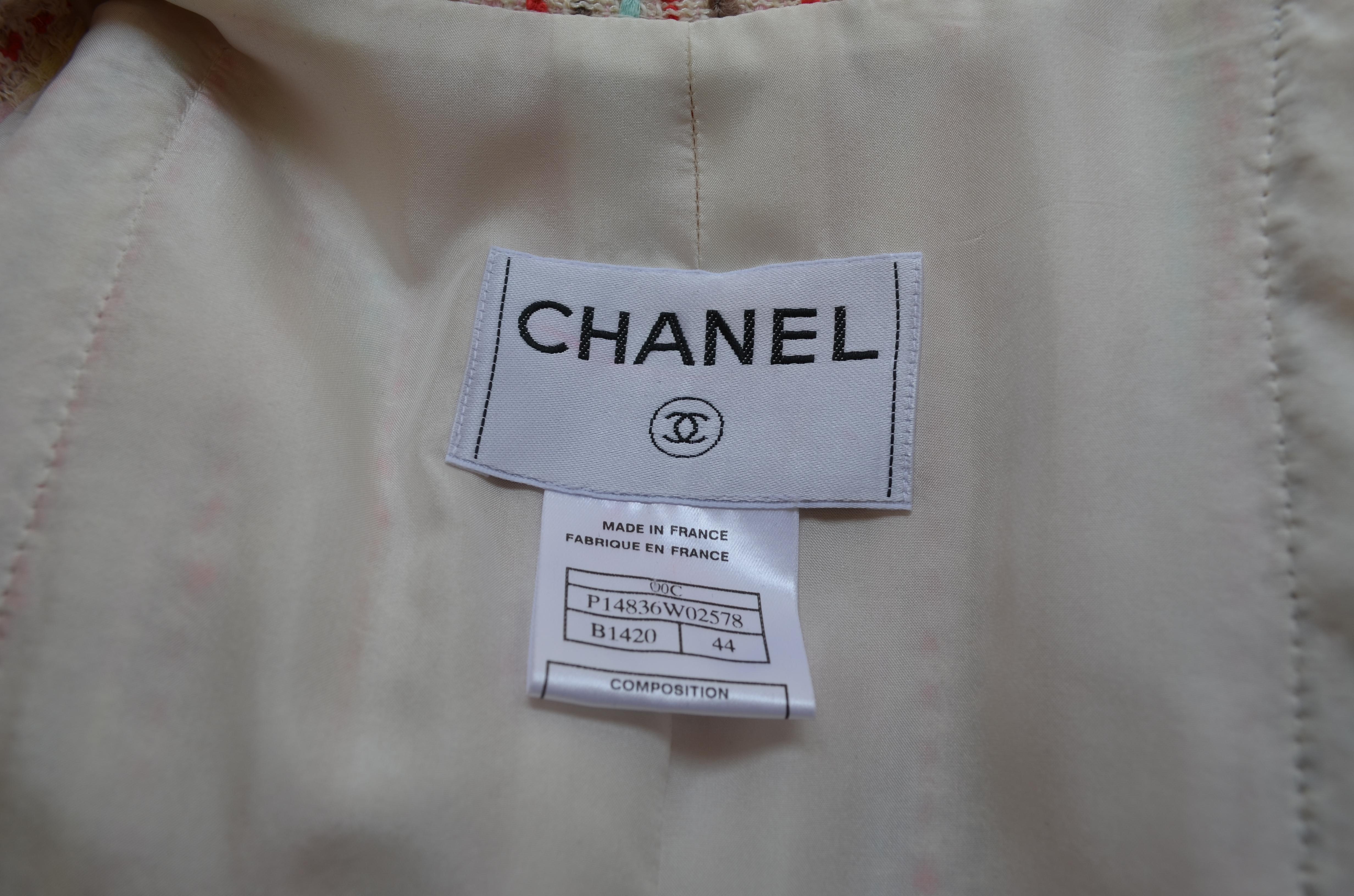 Veste en tweed multicolore beige Chanel 2000 C en vente 4