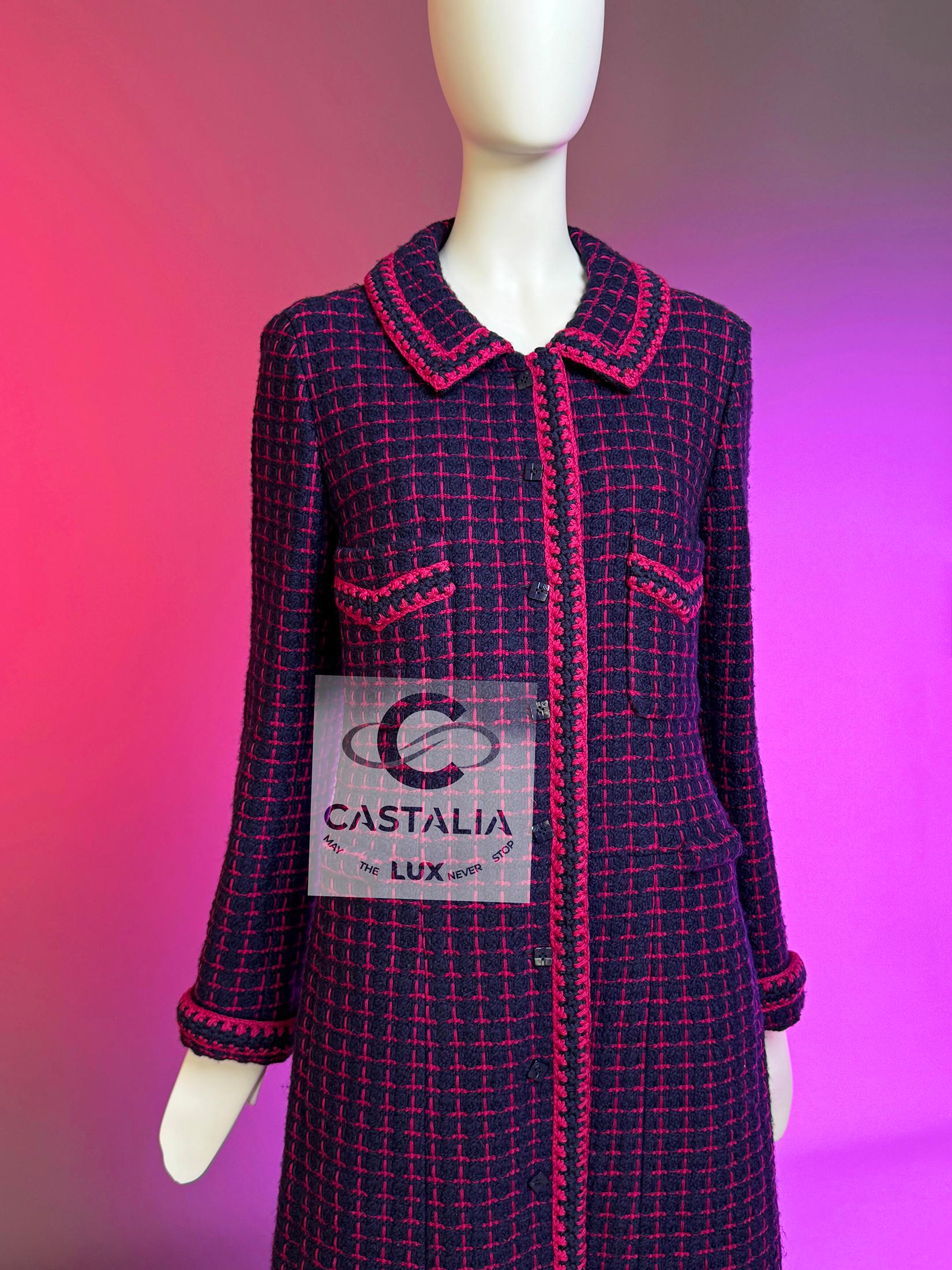 Cappotto Chanel 2000 Couture in tweed con bottoni CC Cube 42 FR in vendita 10