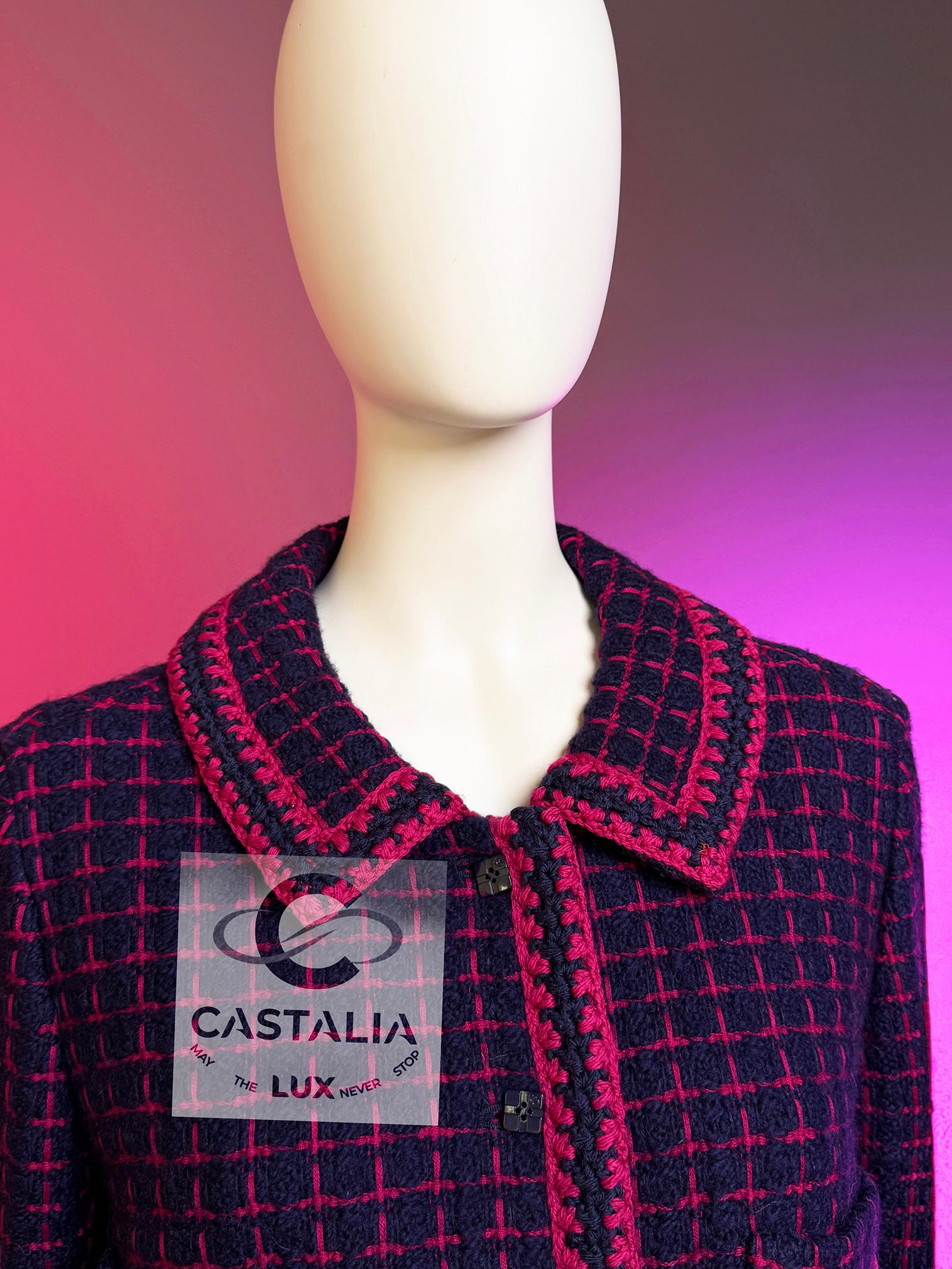Cappotto Chanel 2000 Couture in tweed con bottoni CC Cube 42 FR in vendita 11