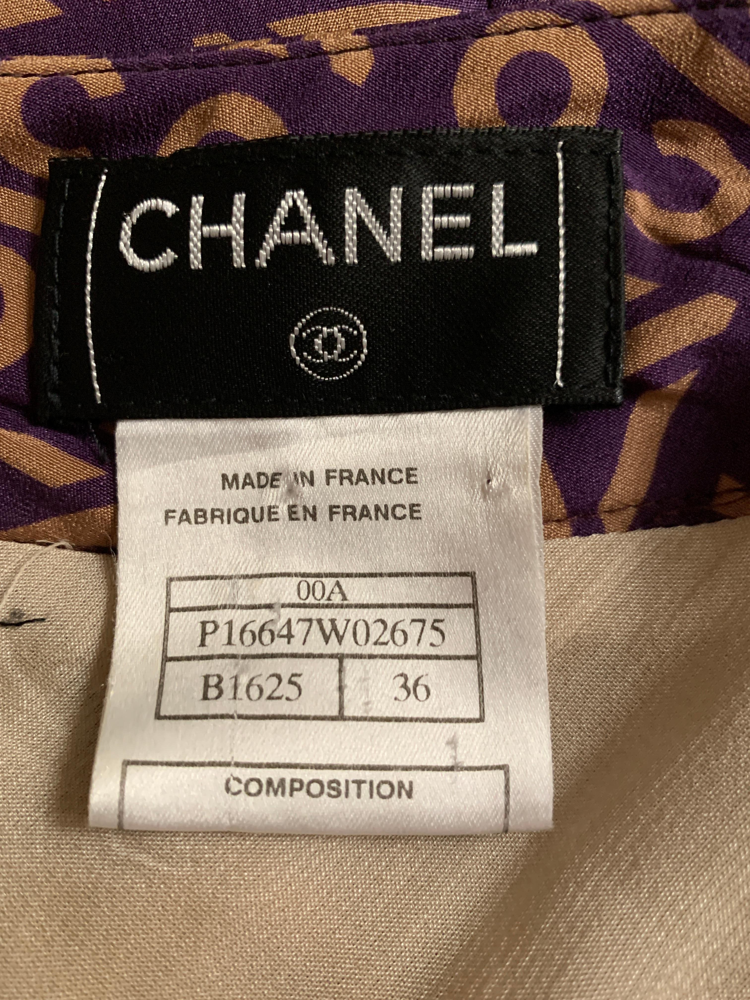 Chanel 2000 Runway Coco Logo Print Purple and Tan Silk Pleated Skirt In Good Condition In San Francisco, CA