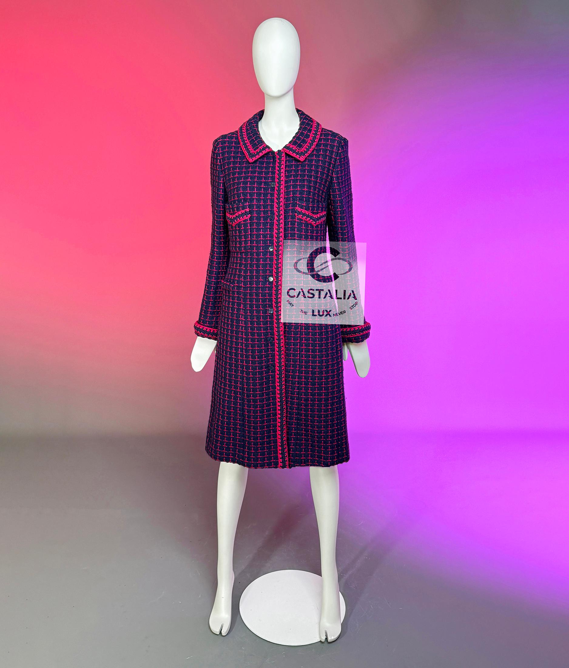 CHANEL 2000 Vintage Relikt CC Knöpfe Tweed Mantel 42 FR im Angebot 4