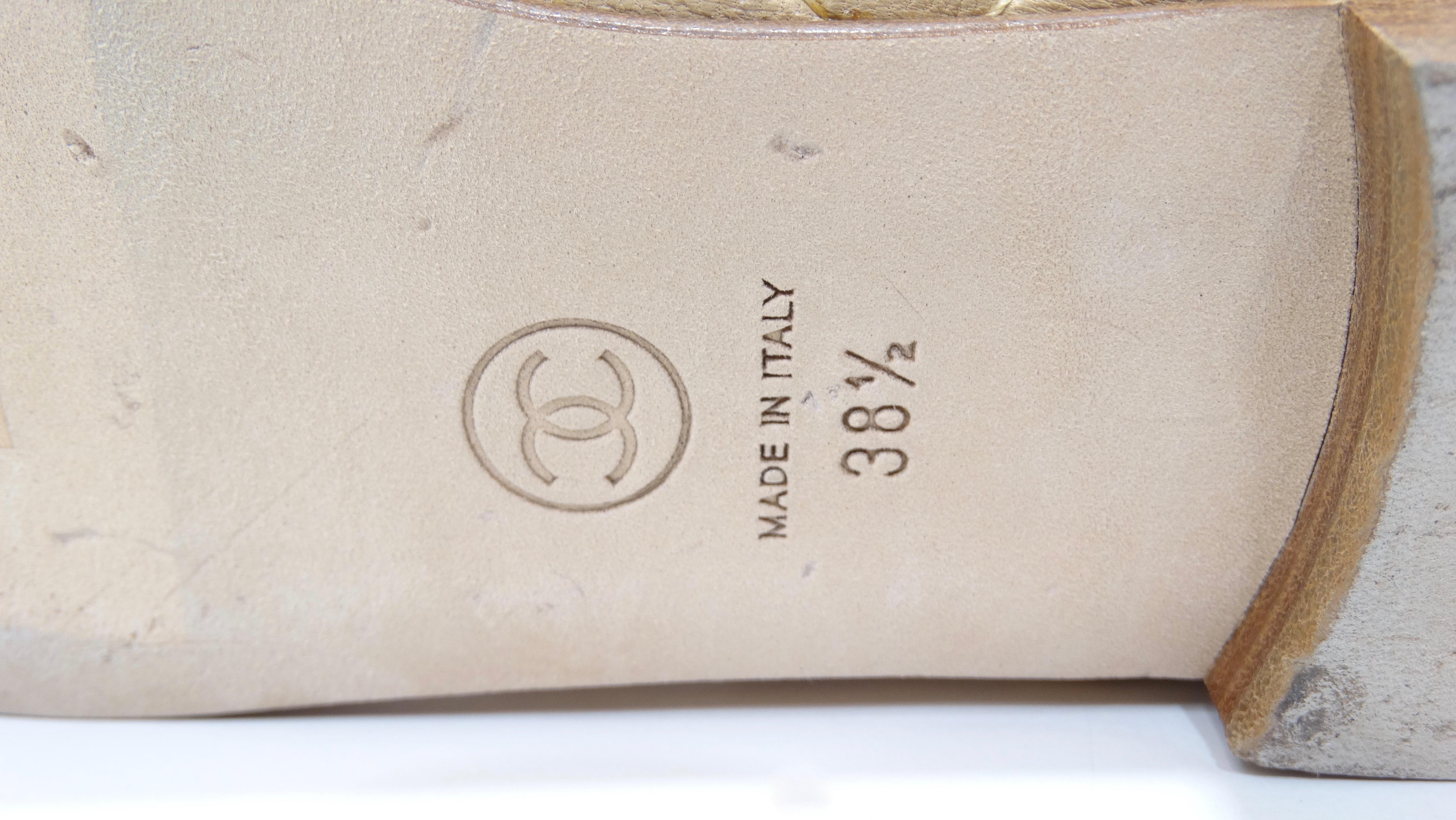 Chanel 2000s Beige Gesteppte Flats für Damen oder Herren