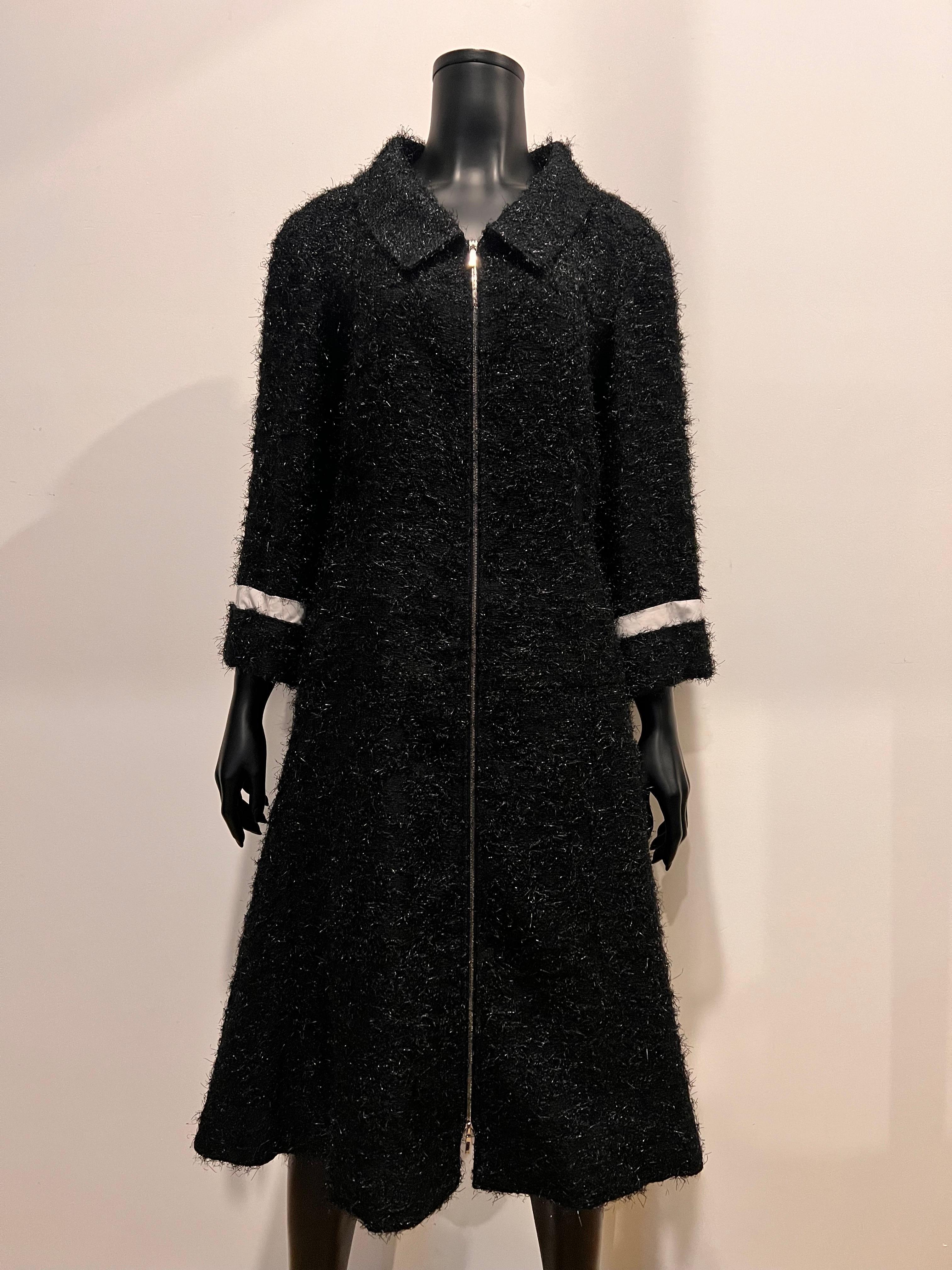 Chanel 2000’s Coat and Skirt set with zip detail For Sale 7