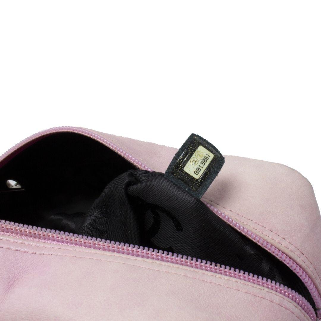 Chanel 2000s Pink Quilted Shoulder Bag For Sale 3