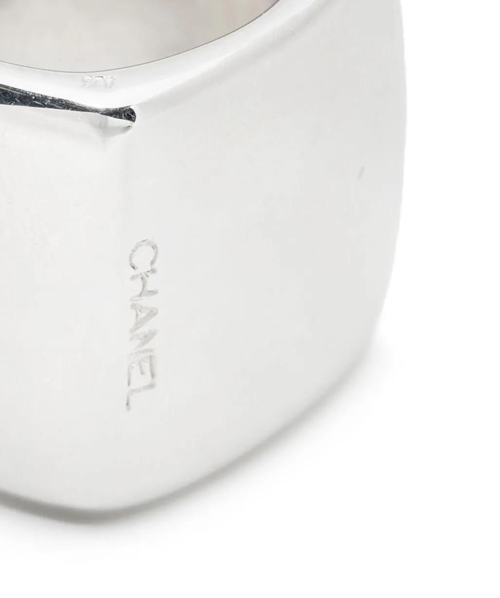 Chanel 2000s Sterling Silver Square Ring In Good Condition For Sale In London, GB