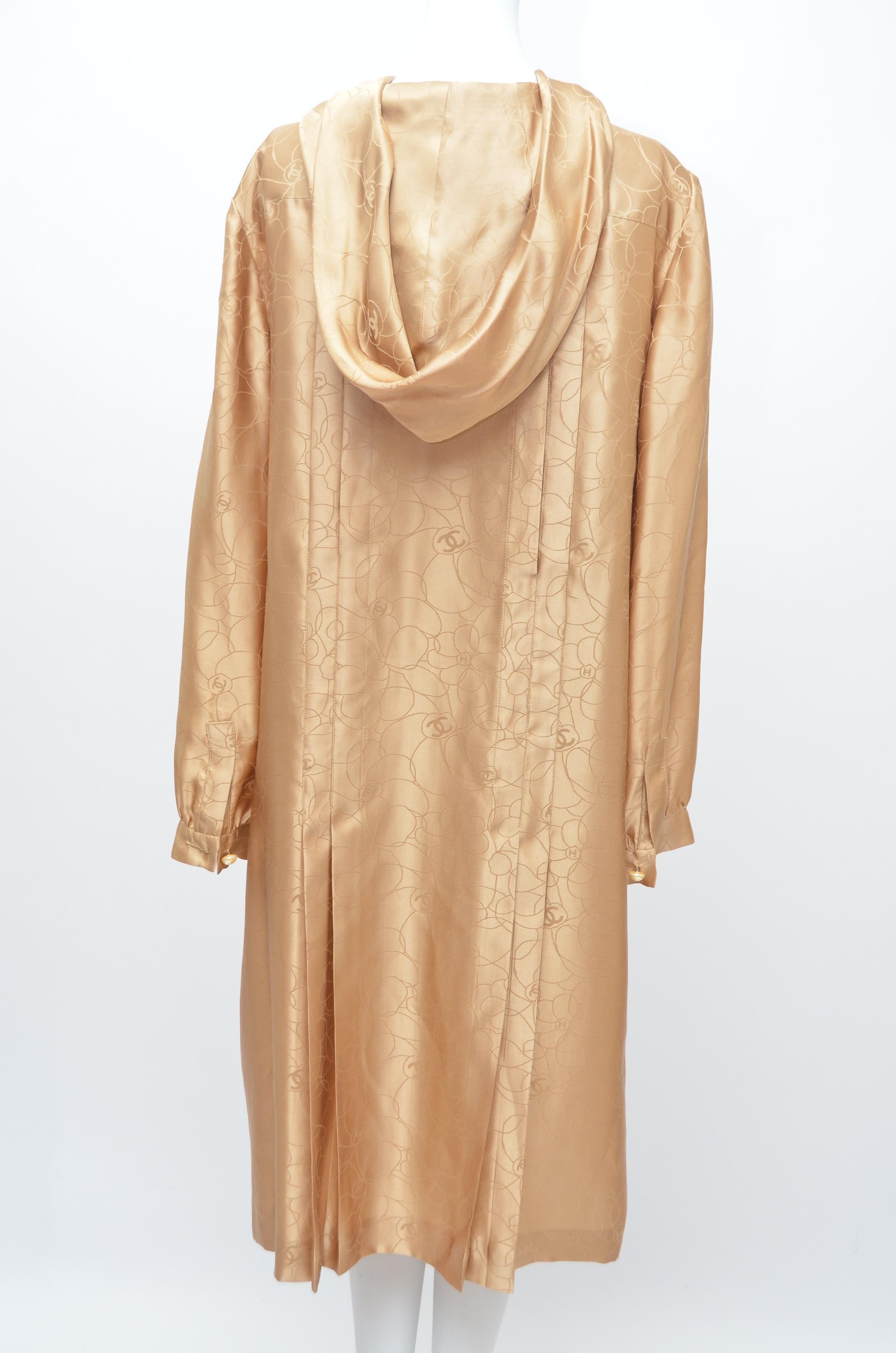 Women's CHANEL 2001 Camellia Printed Hooded Vintage Silk Dress   SZ 42