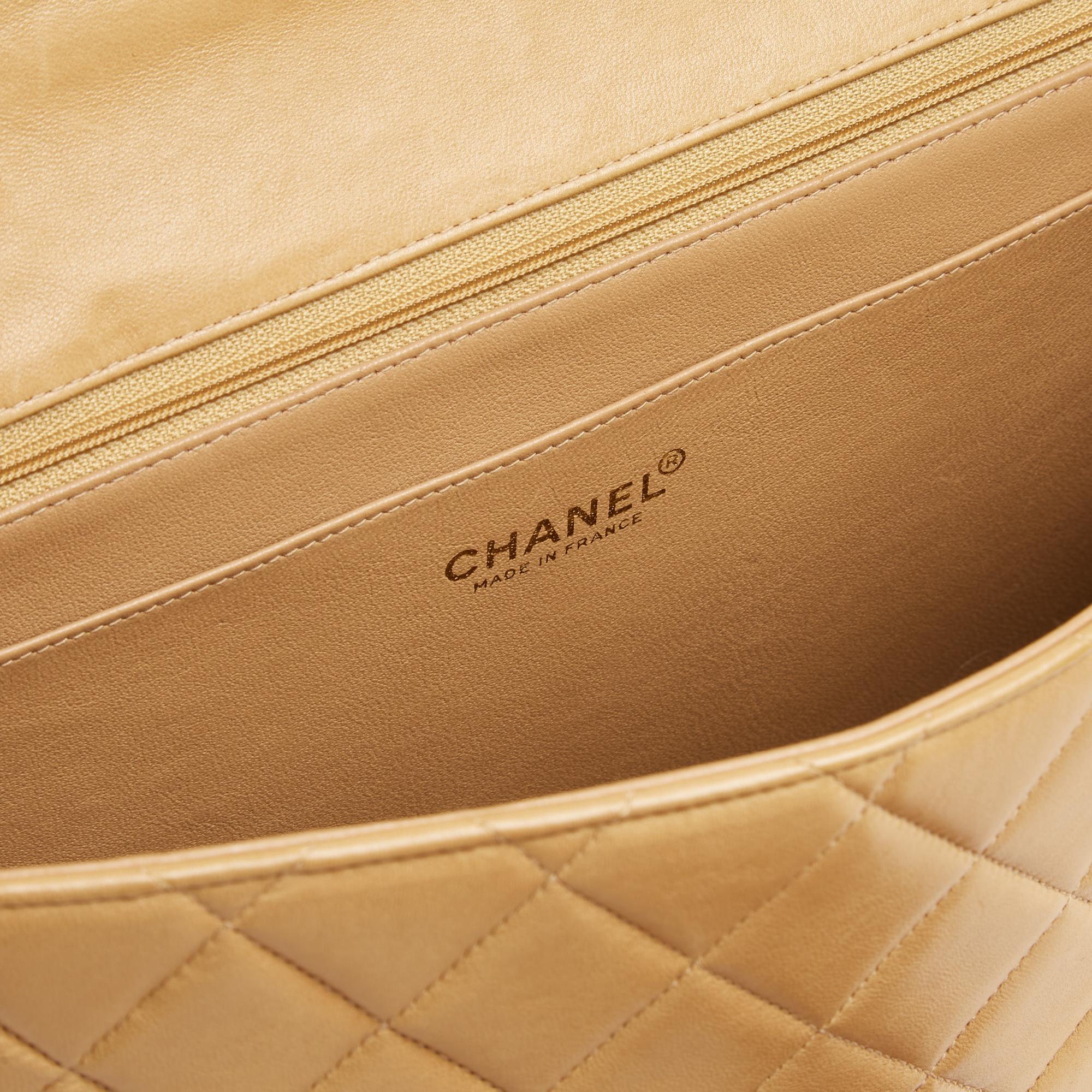 Chanel 2001 Grand Sac Classique CC Beige Leather Gold Timeless Classic Maxi Bag For Sale 2