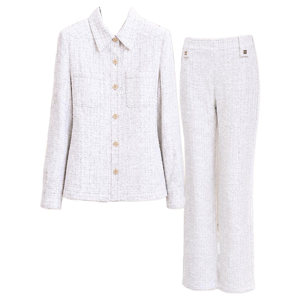 Pre-owned Chanel 2001 Runway Ecru Tweed Suit With Cc Buttons 38 Fr In Brown