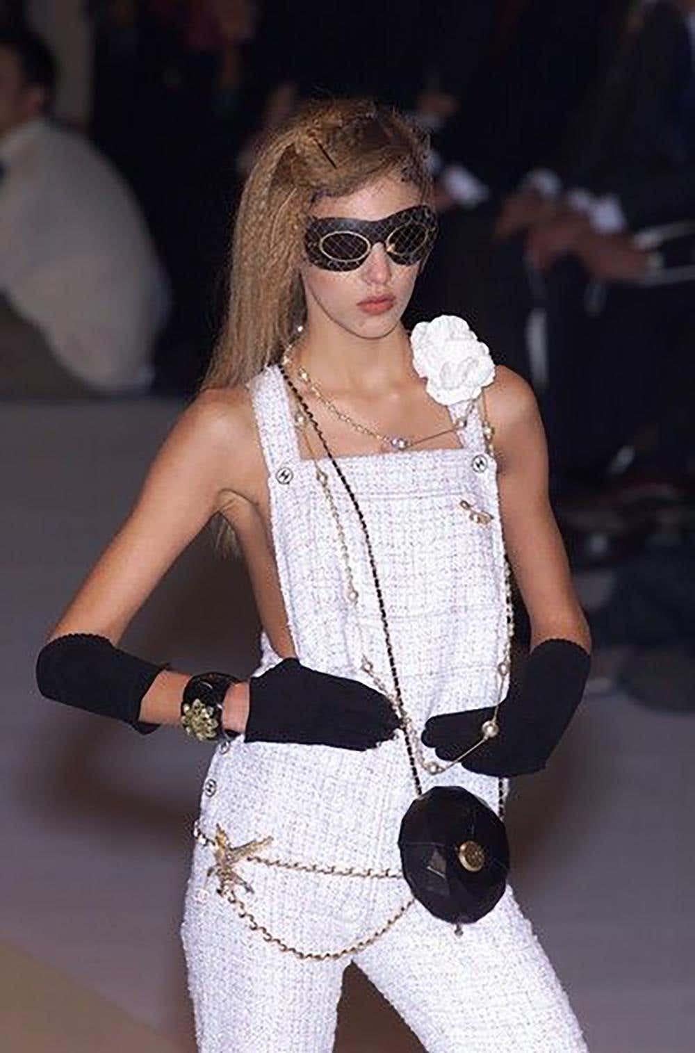 Chanel 2001 Runway Tweed Overall Jumpsuit For Sale 10