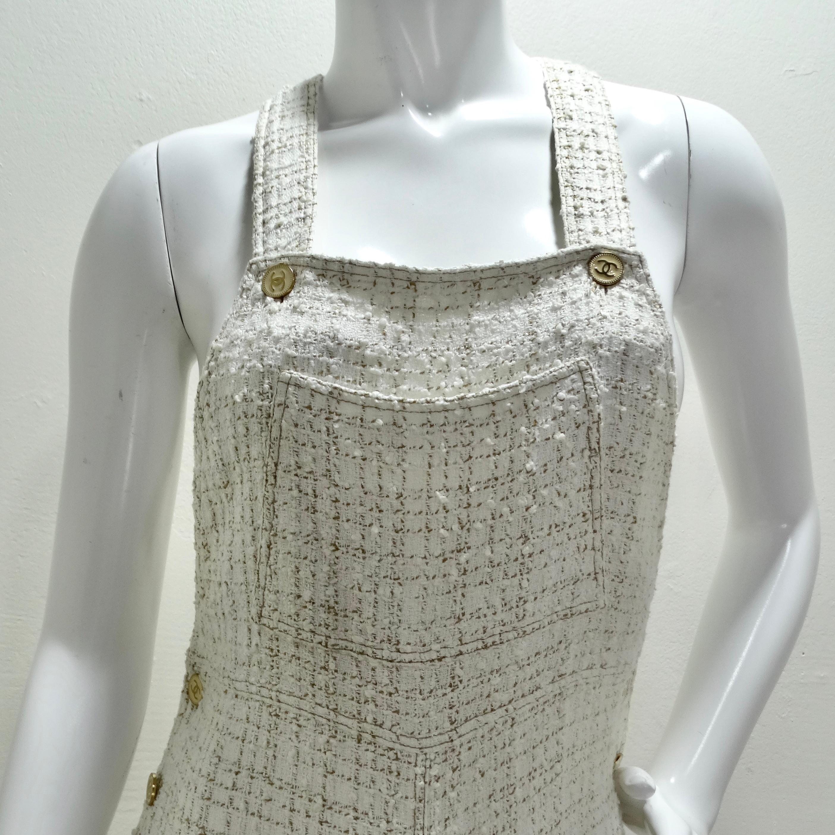 Chanel 2001 Runway Tweed Overall Jumpsuit In Excellent Condition For Sale In Scottsdale, AZ