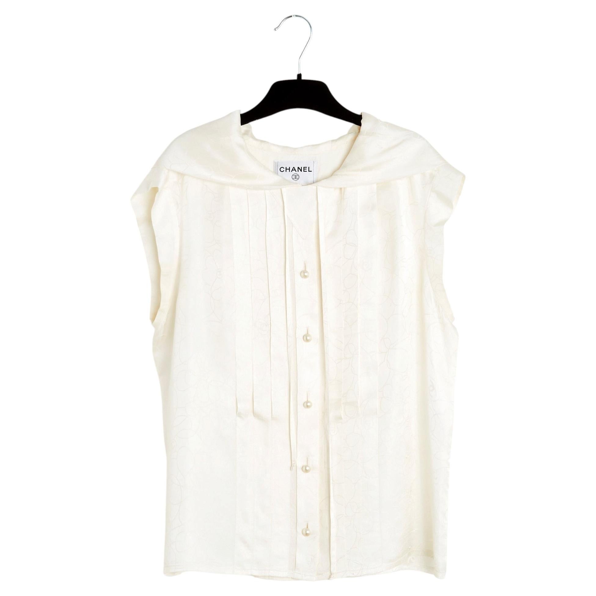 Chanel 2001 Top écru capuche FR42 Camelia Seide Satin Kapuzenbluse UK14 US12