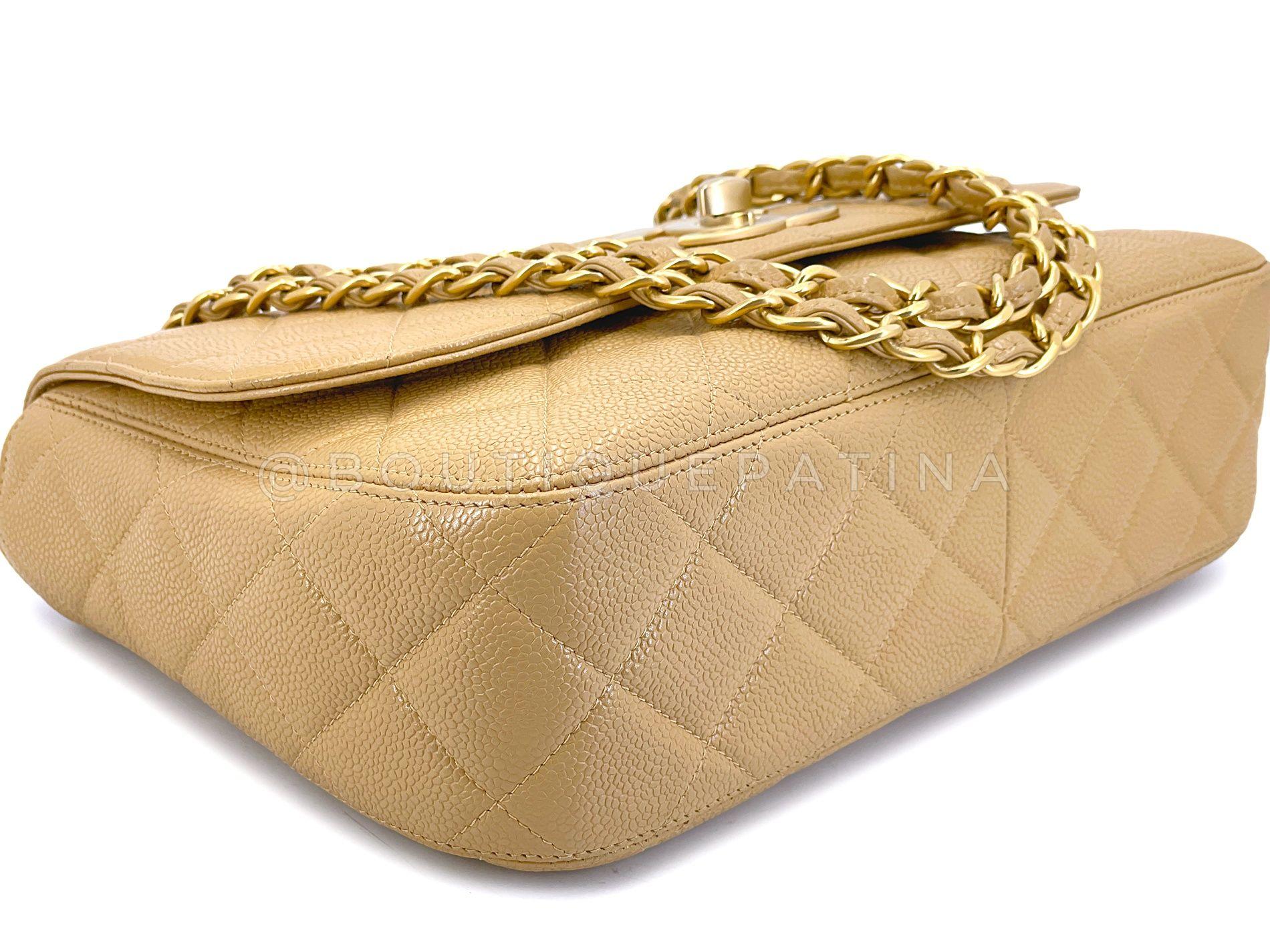 Chanel 2001 Vintage Beige Caviar Jumbo Classic Flap Bag 24k GHW Curved 68128 For Sale 3