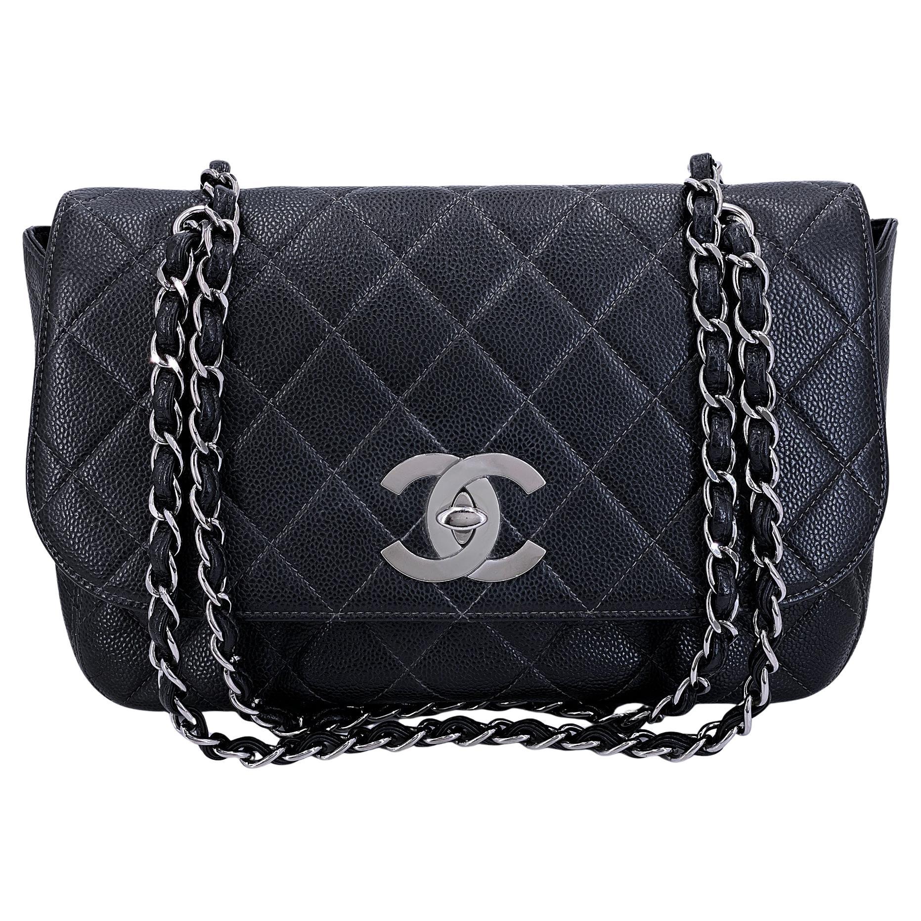 Chanel 2001 Vintage Black Caviar Curved Jumbo Classic Flap Bag RHW 68338 For Sale