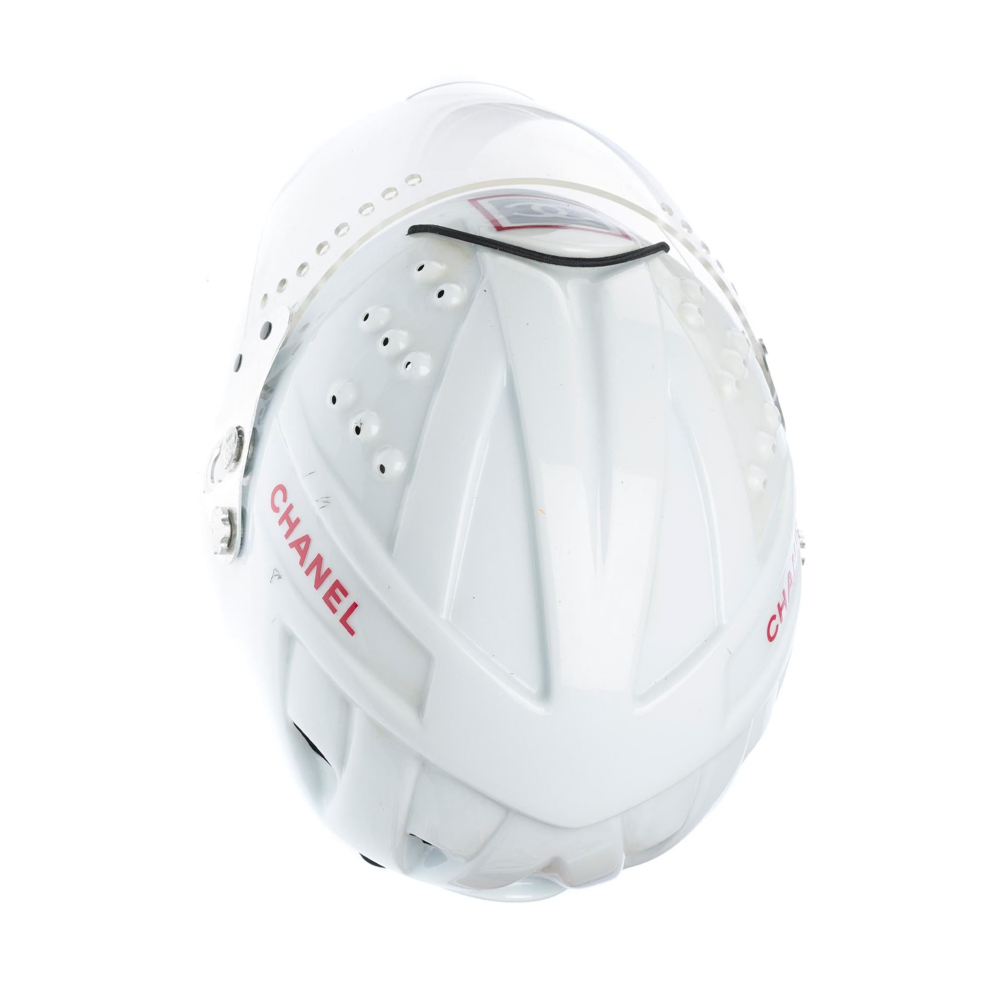 Chanel 2001 White Logo Vintage Mountaineer Helmet Limited Edition Novelty Hat For Sale 4