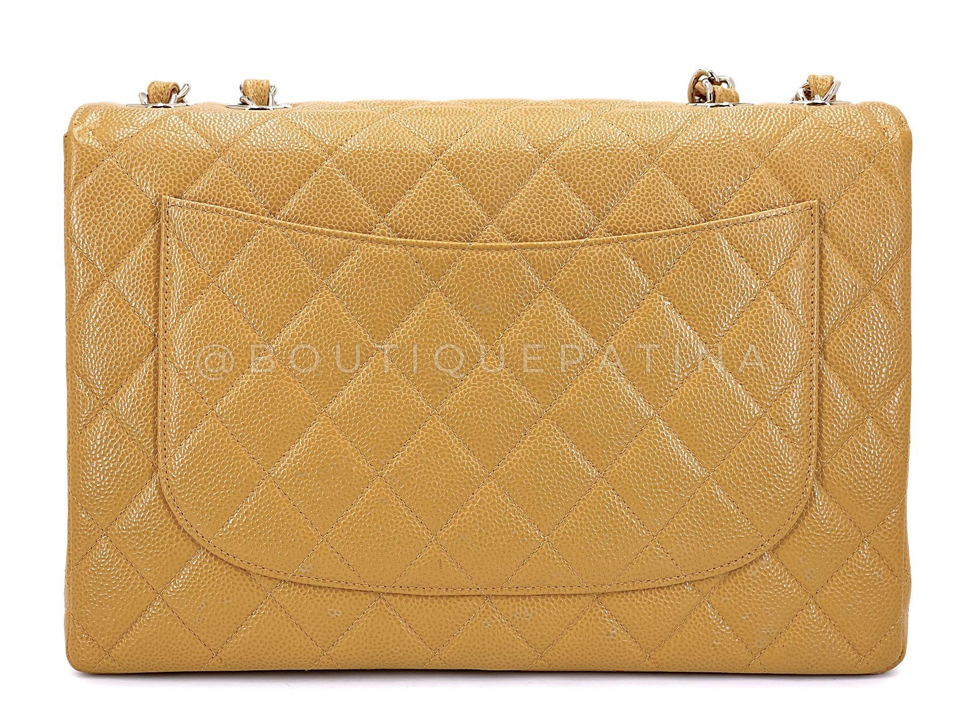 Chanel 2002 Vintage Beige Caviar Jumbo Classic Flap Bag 24k GHW  68248 For Sale 1