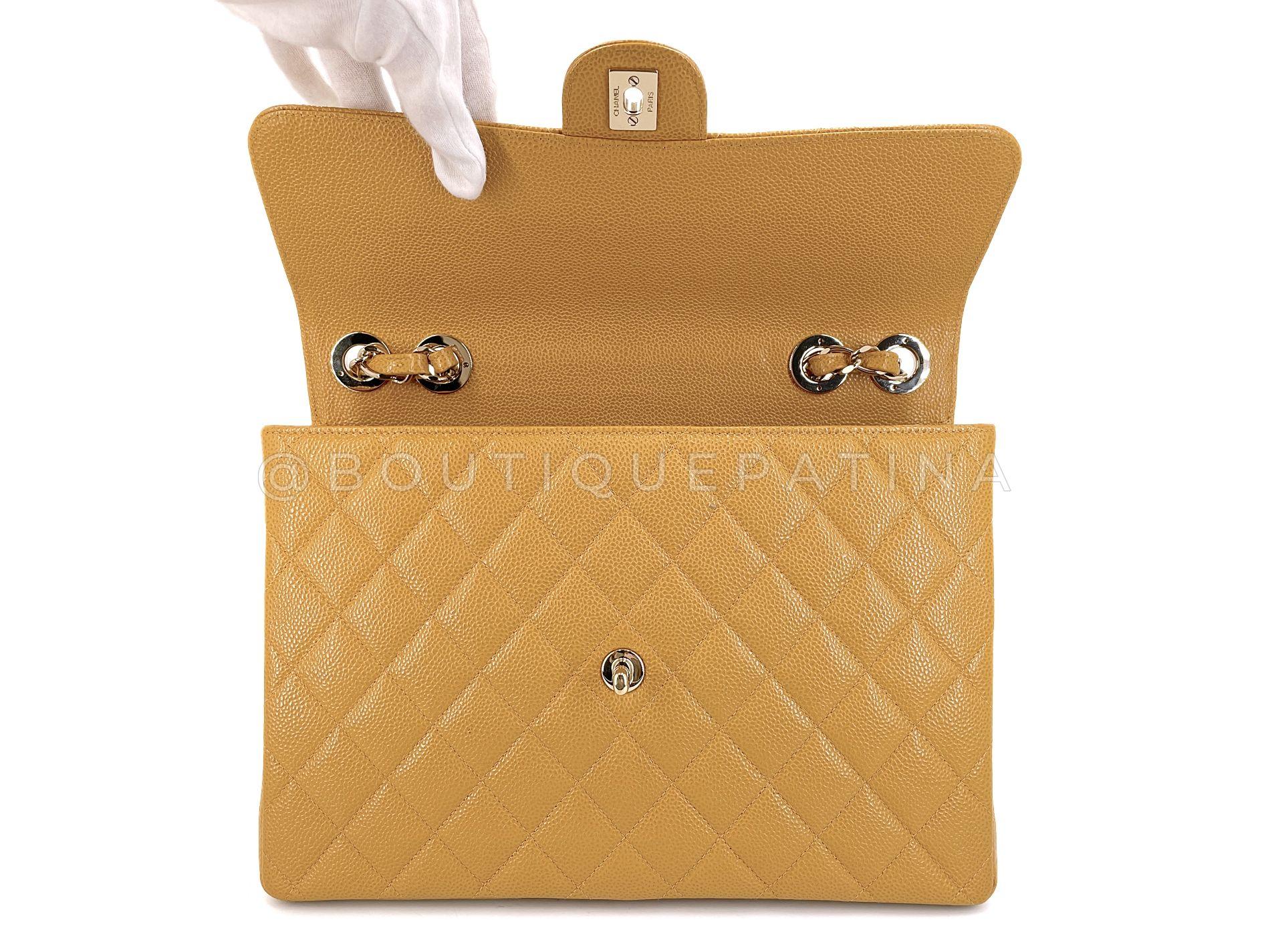 Chanel 2002 Vintage Beige Caviar Jumbo Classic Flap Bag 24k GHW  68248 For Sale 5