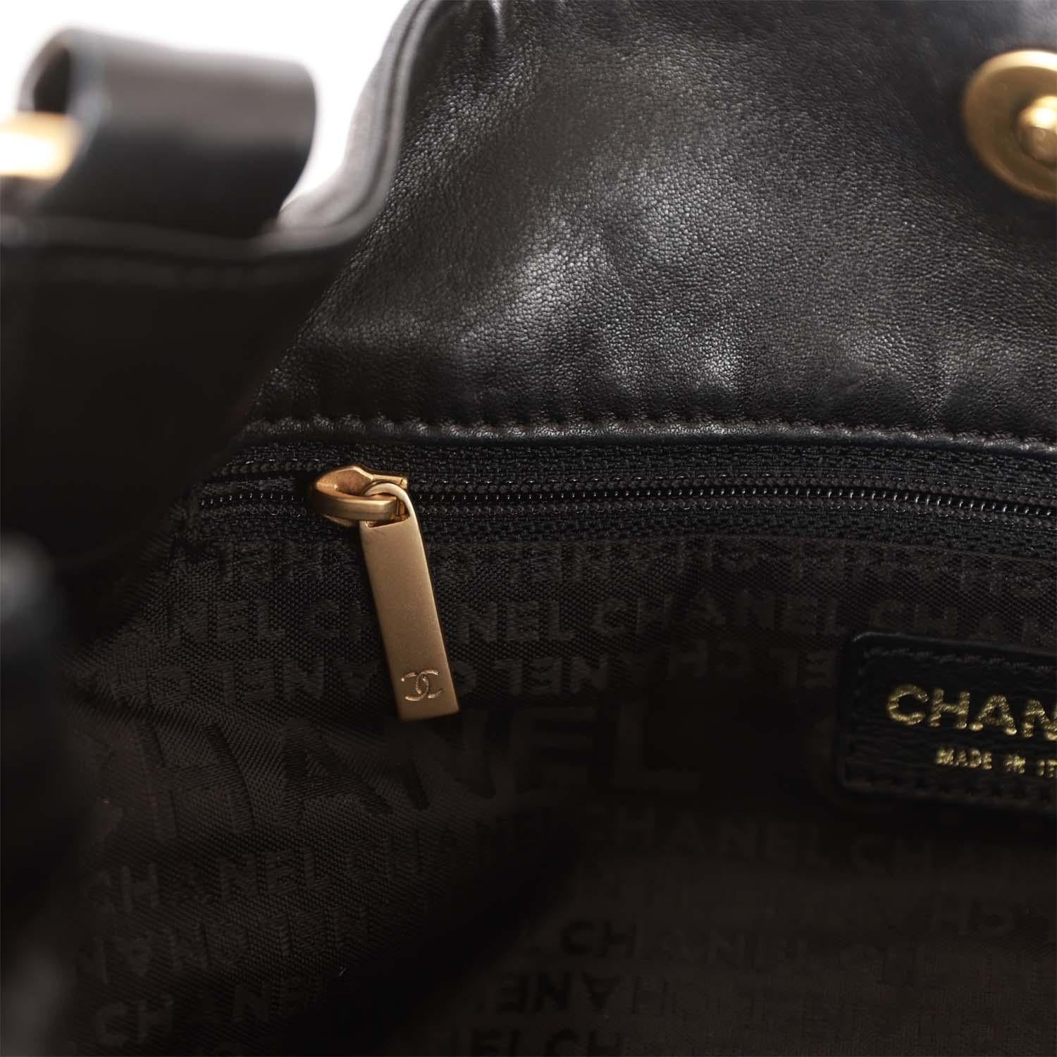 Chanel 2002 Vintage Calfskin Leather Hobo Shoulder Tote Bag 6