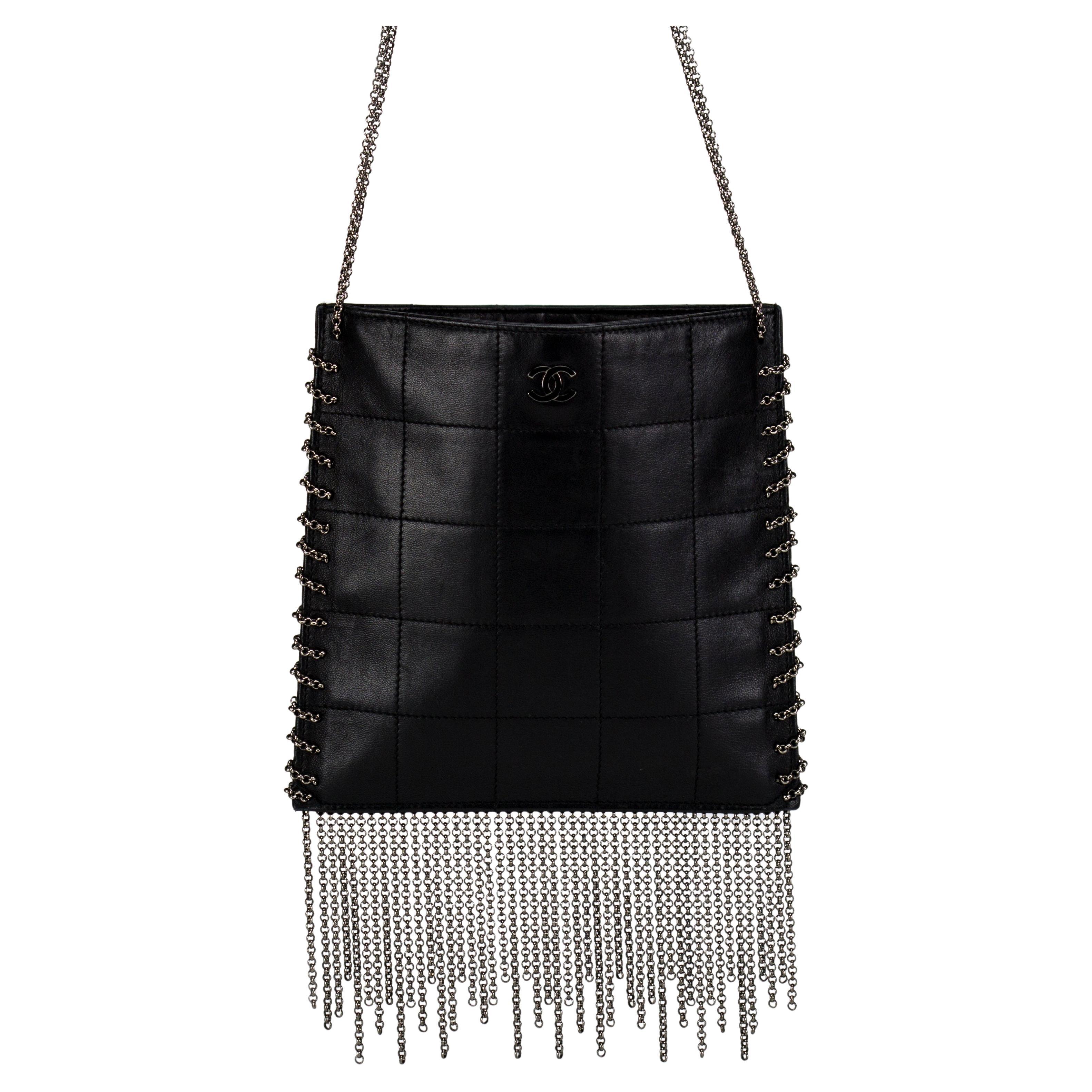 Chanel 2002 Vintage Edgy Punk Fringe Chain Quilted Mini Tote Crossbody Bag For Sale 5