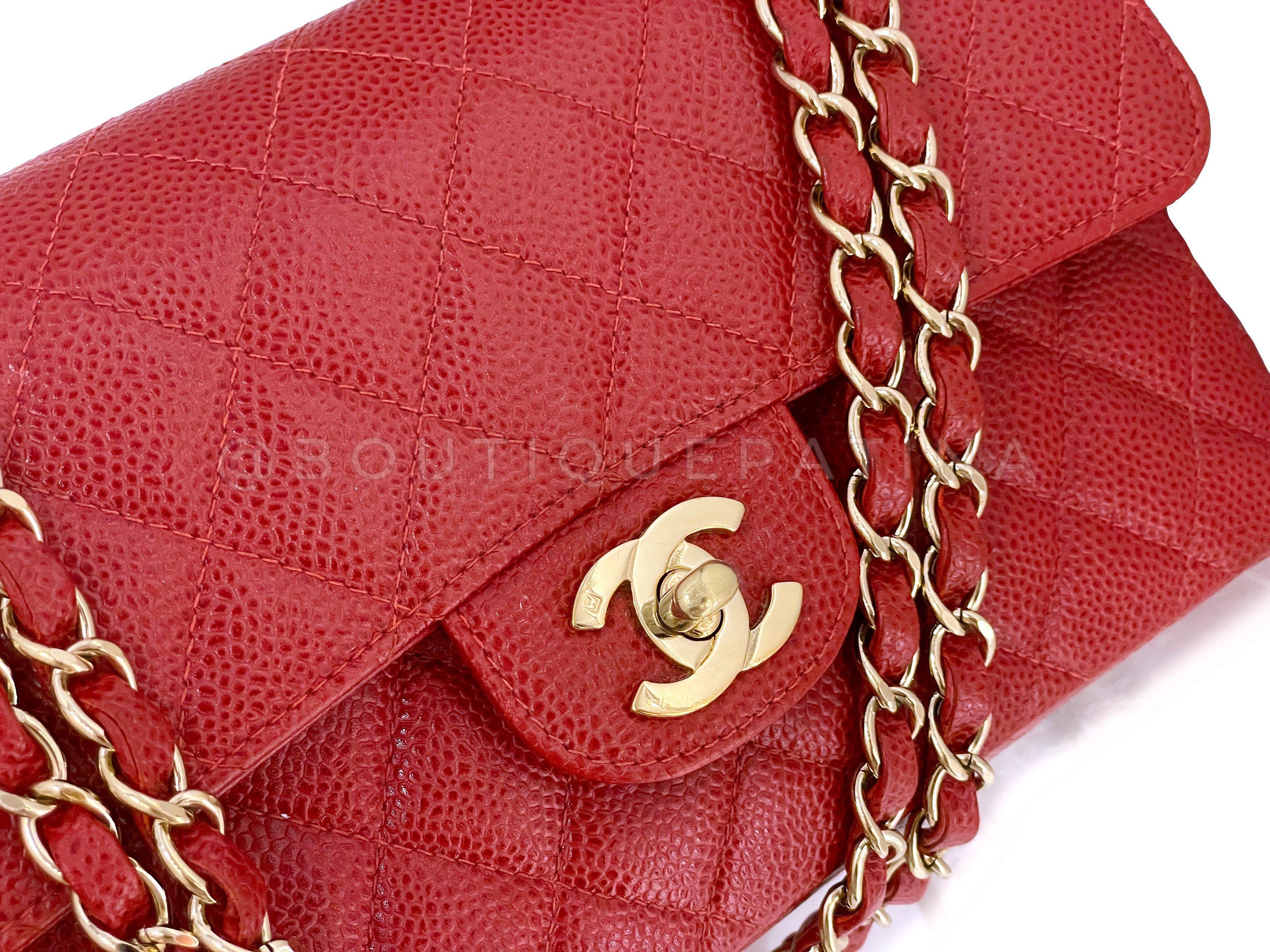 Chanel 2002 Vintage Red Caviar Small Classic Double Flap Bag 24k GHW 66396 For Sale 1