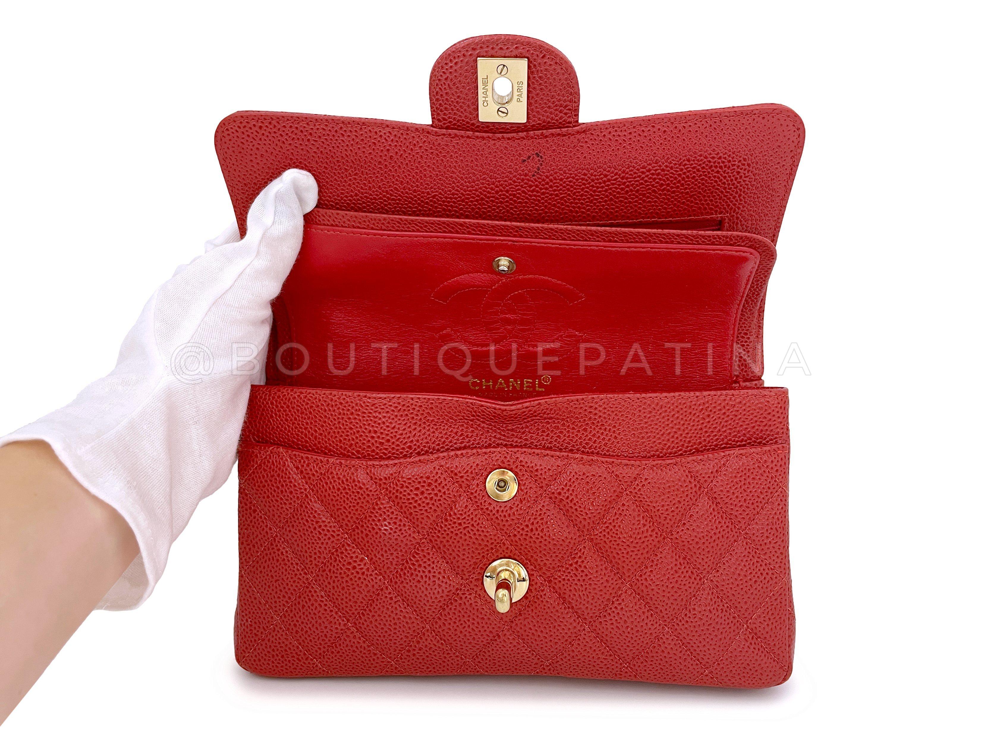 Chanel 2002 Vintage Red Caviar Small Classic Double Flap Bag 24k GHW 66396 For Sale 2
