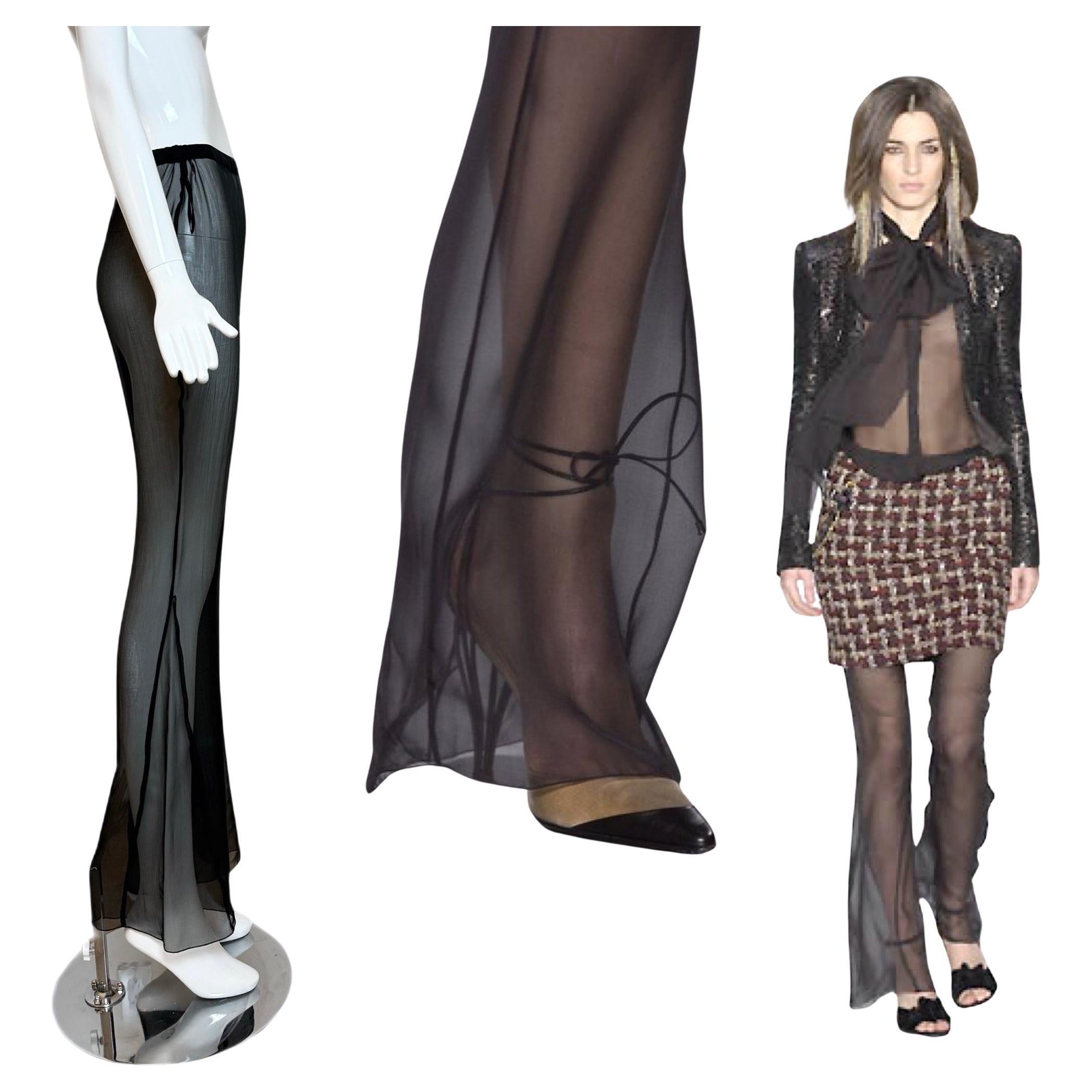 Chanel 2002 Vintage Runway Pantaloni di seta nera trasparente in vendita
