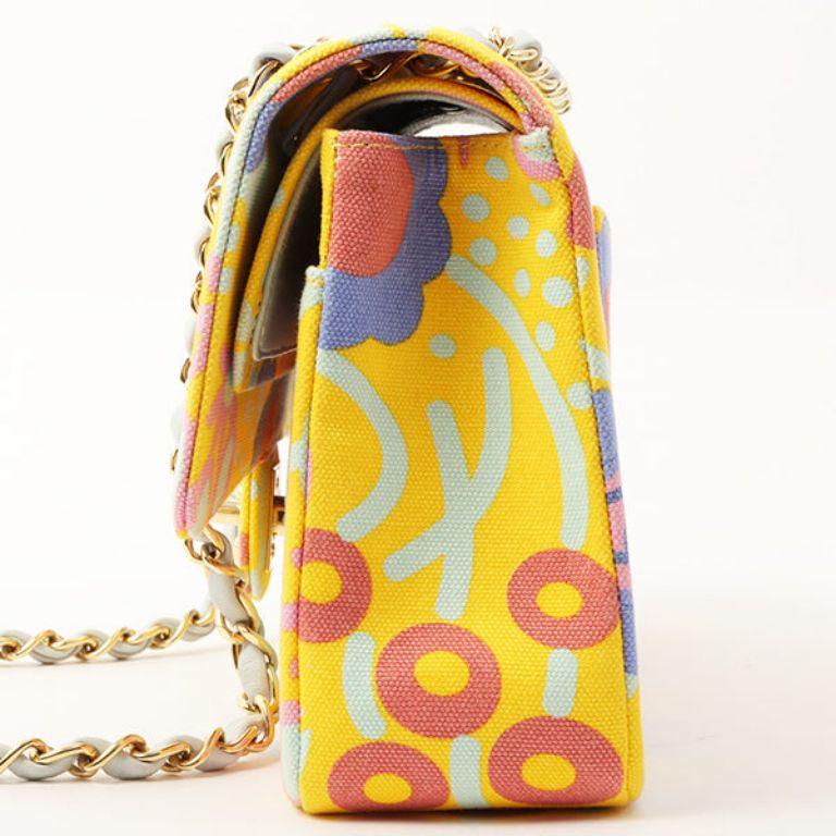 Women's Chanel 2003 Cotton Flower Design Print Classic Flap Chain Bag 25cm For Sale