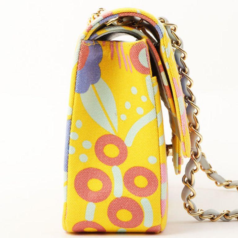 Chanel 2003 Cotton Flower Design Print Classic Flap Chain Bag 25cm For Sale 1