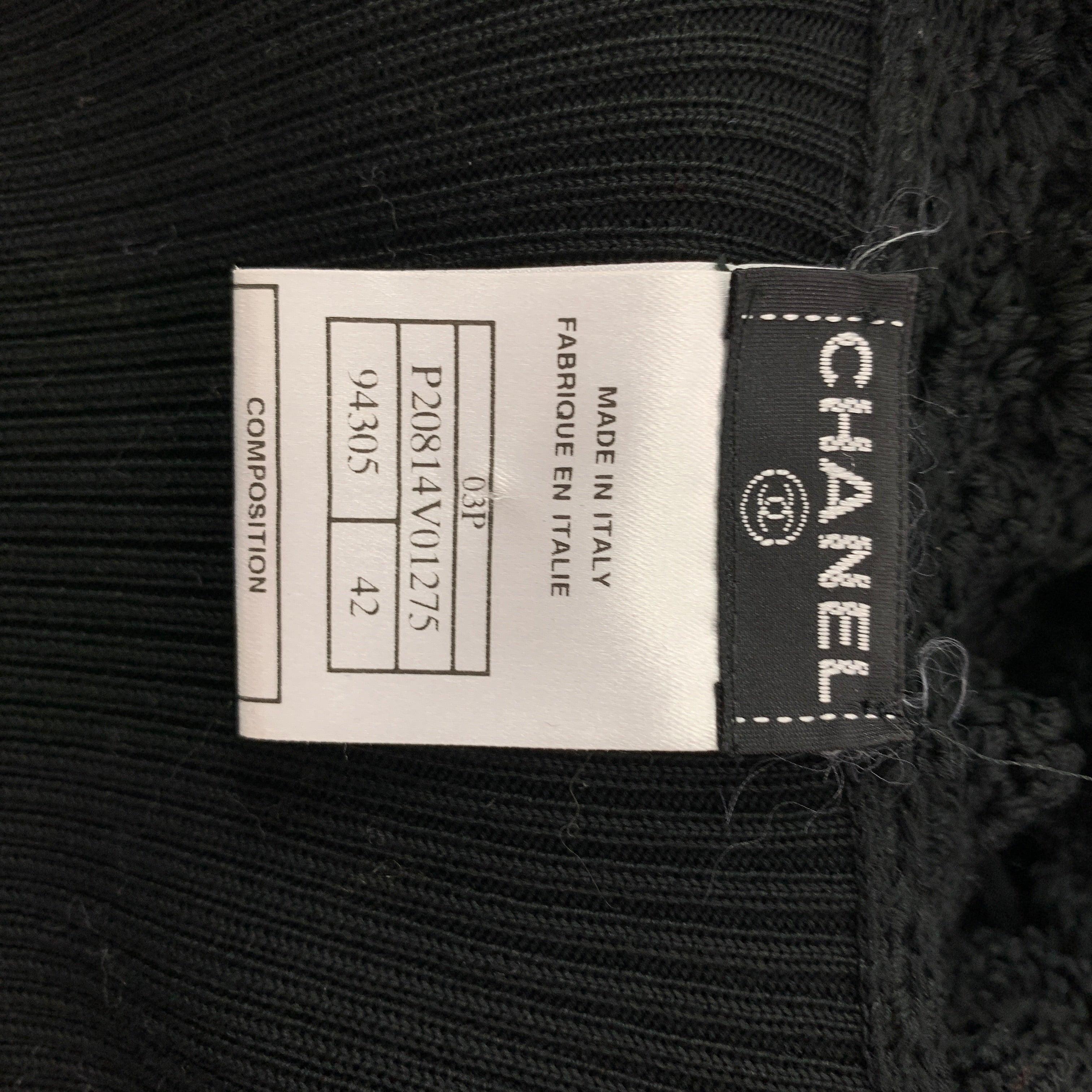 CHANEL 2003 Size 10 Black Knitted Cotton Long Cardigan For Sale 4