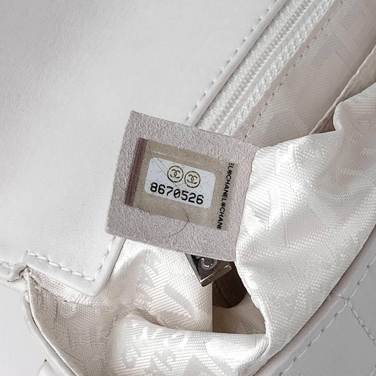 Chanel White Lambskin Silver Hardware Single Flap Bag, 2003  For Sale 5