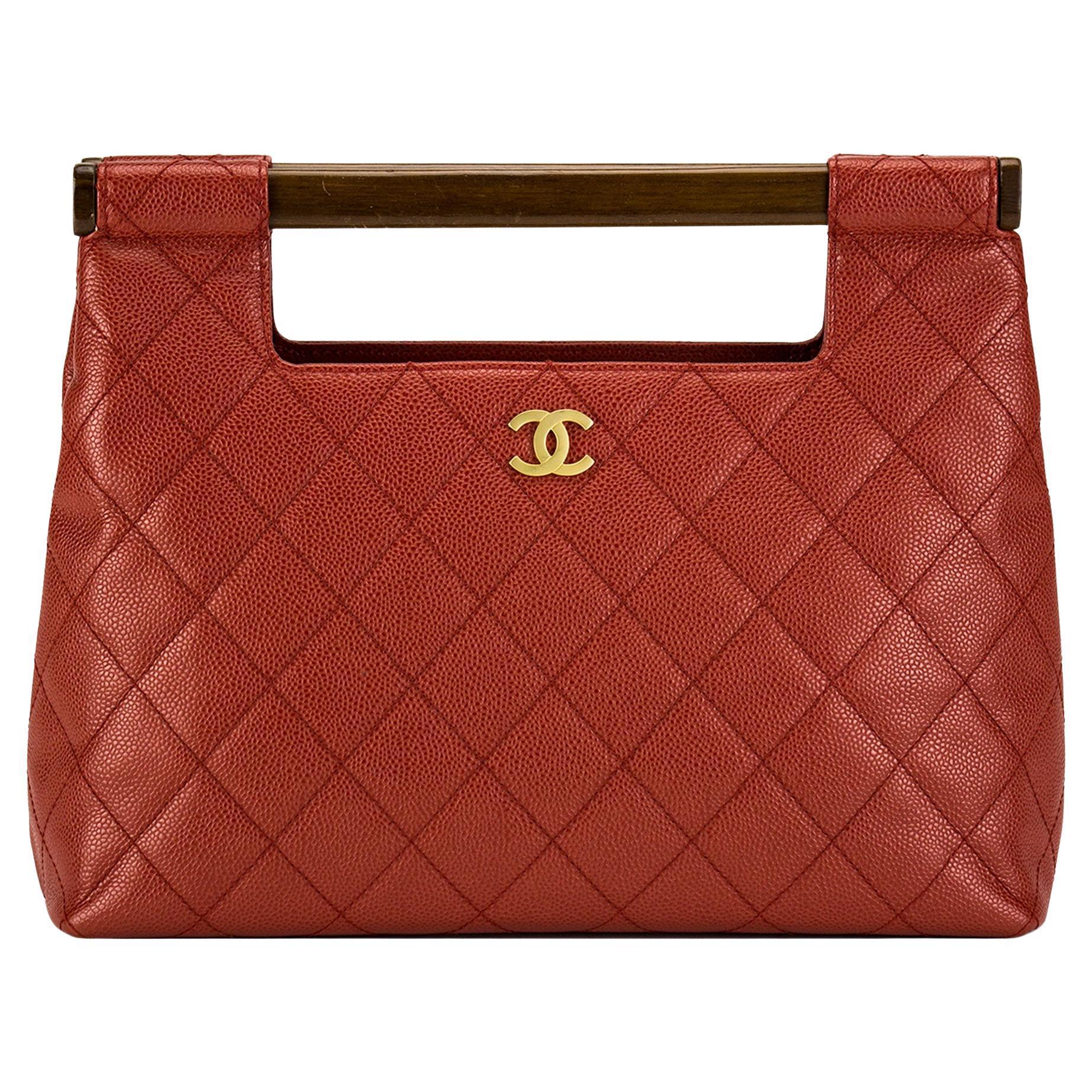 Women's or Men's Chanel 2003 Wood Top Handle Rare Red Caviar Jumbo Kelly Envelope Clutch Tote Bag For Sale