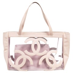 Sac cabas Chanel 2004 rose pâle avec logo CC et pochette