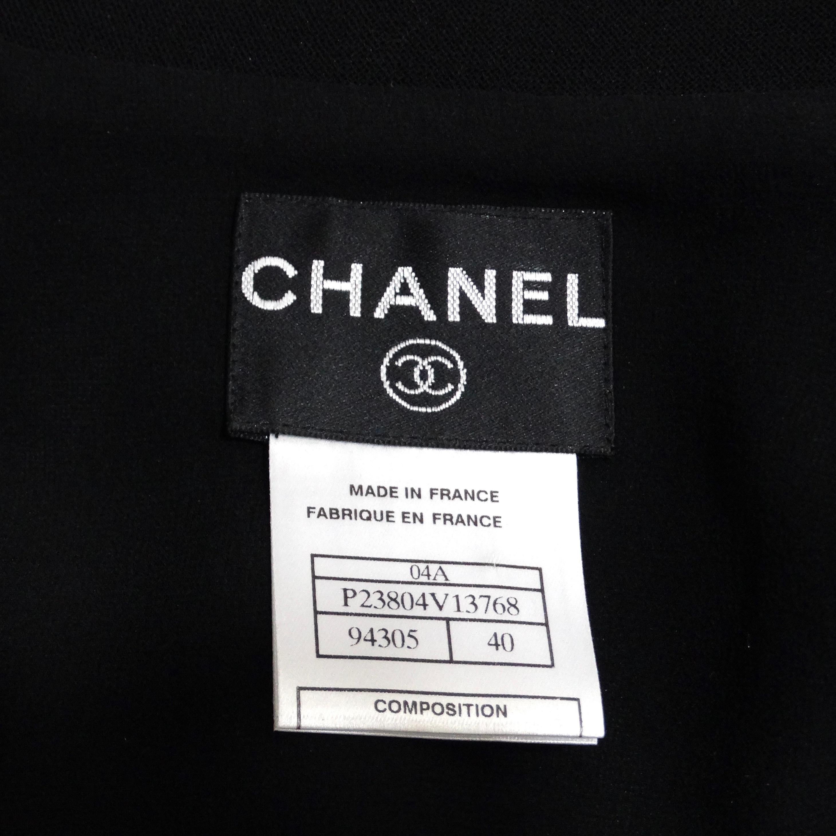 Chanel 2004 - Robe à col boutonné et ceinture en noir en vente 8