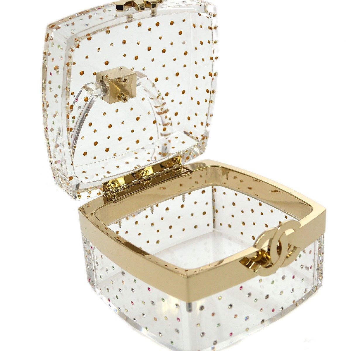 Women's Chanel 2004 Hand Vanity Bag For Sale