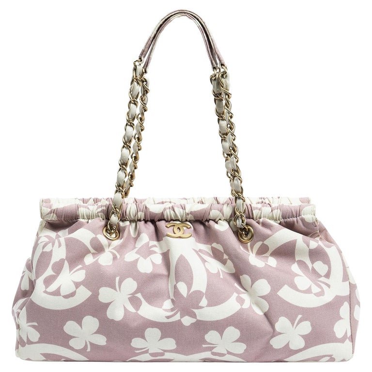 Chanel 2004 Pink Limited Edition Lucky Clover Shoulder Bag For Sale at  1stDibs