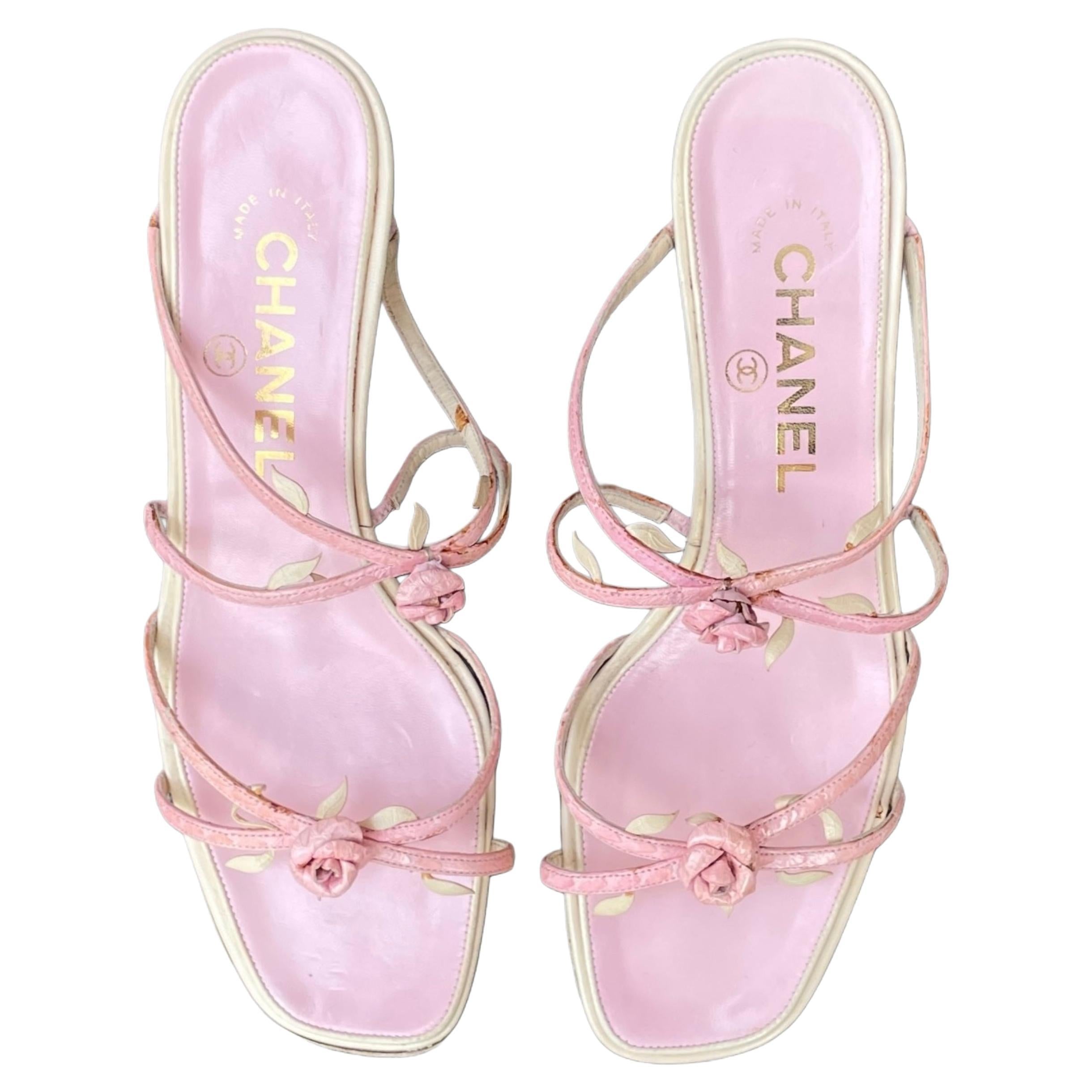 CHANEL 2004 Pink Rosebud Leather Sandal Heels