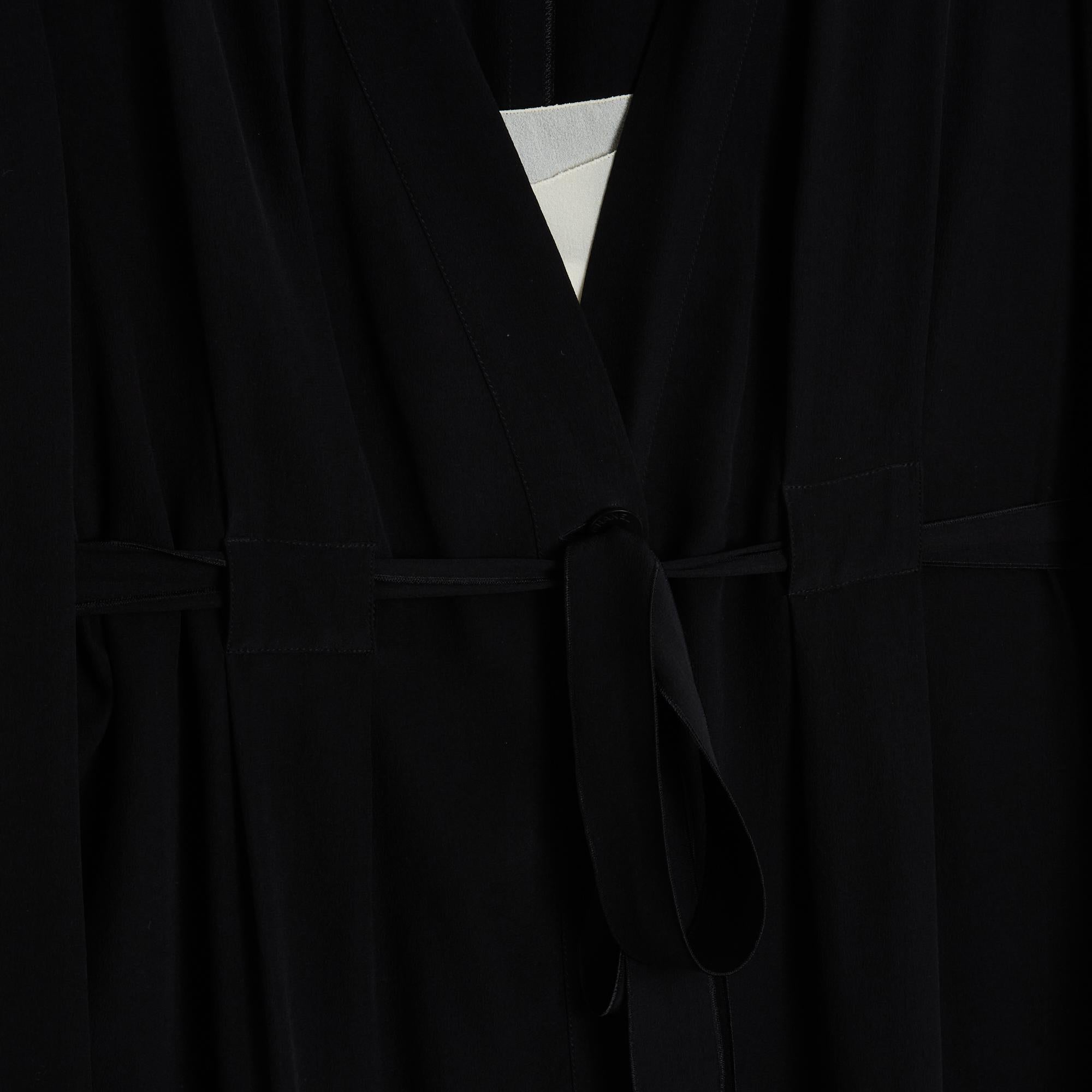 Donna Chanel 2004 Top et Blouse Soie FR40 Camicetta e canotta in seta nera ecru UK12 US10 in vendita