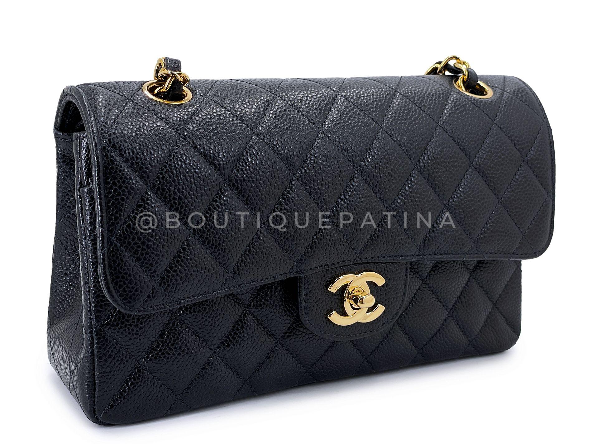Chanel 2004 Vintage Black Caviar Small Classic Double Flap Bag 24k GHW 66378 In Excellent Condition For Sale In Costa Mesa, CA