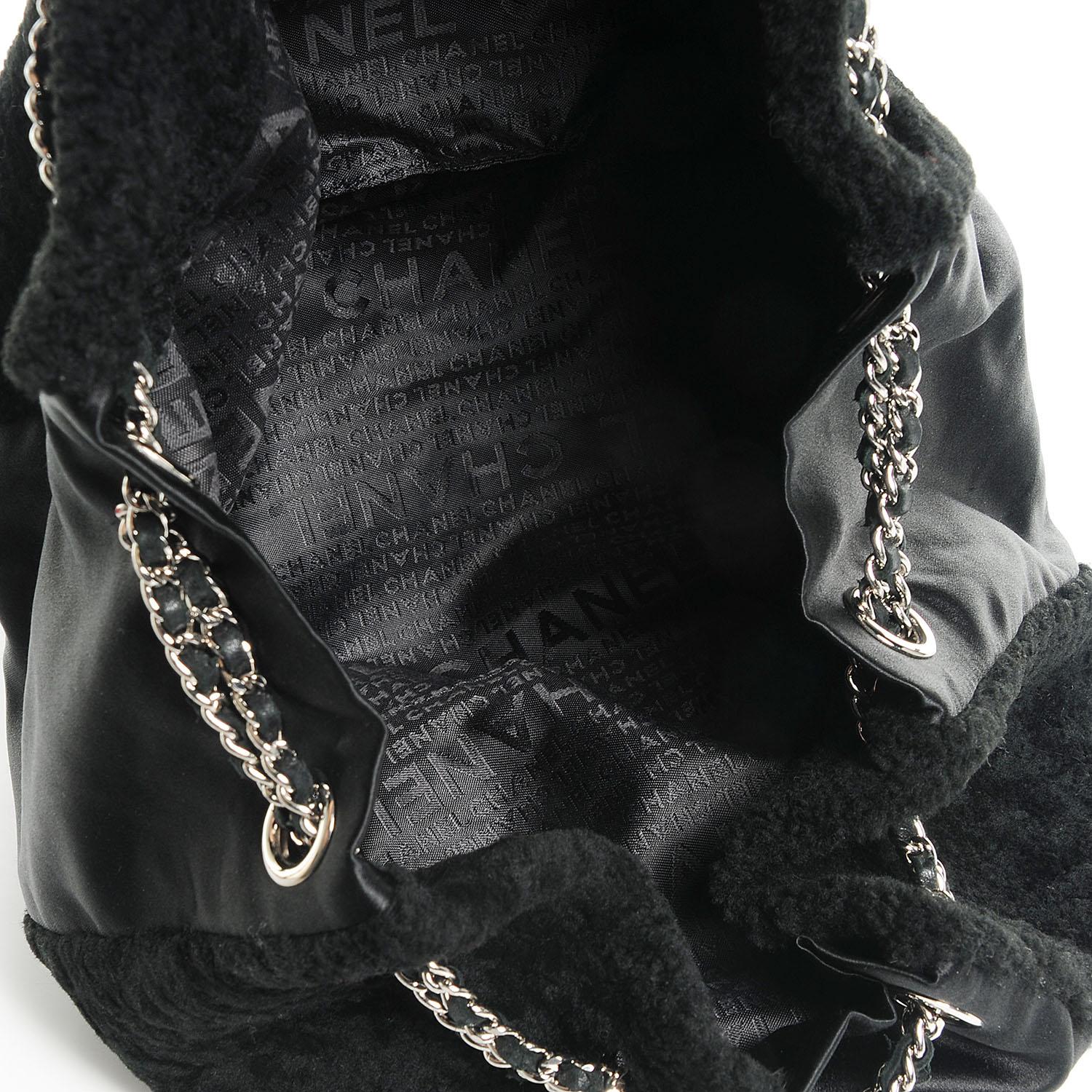 Chanel 2004 Vintage Black Shearling Satin Drawstring Tassel Bag  For Sale 2