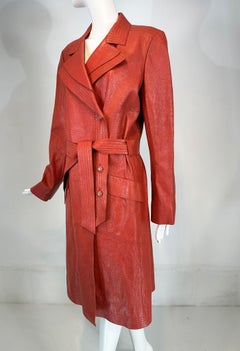 Chanel 2004P  Cappotto con cintura in pelle smaltata rosso mattone con bottoni smaltati 44