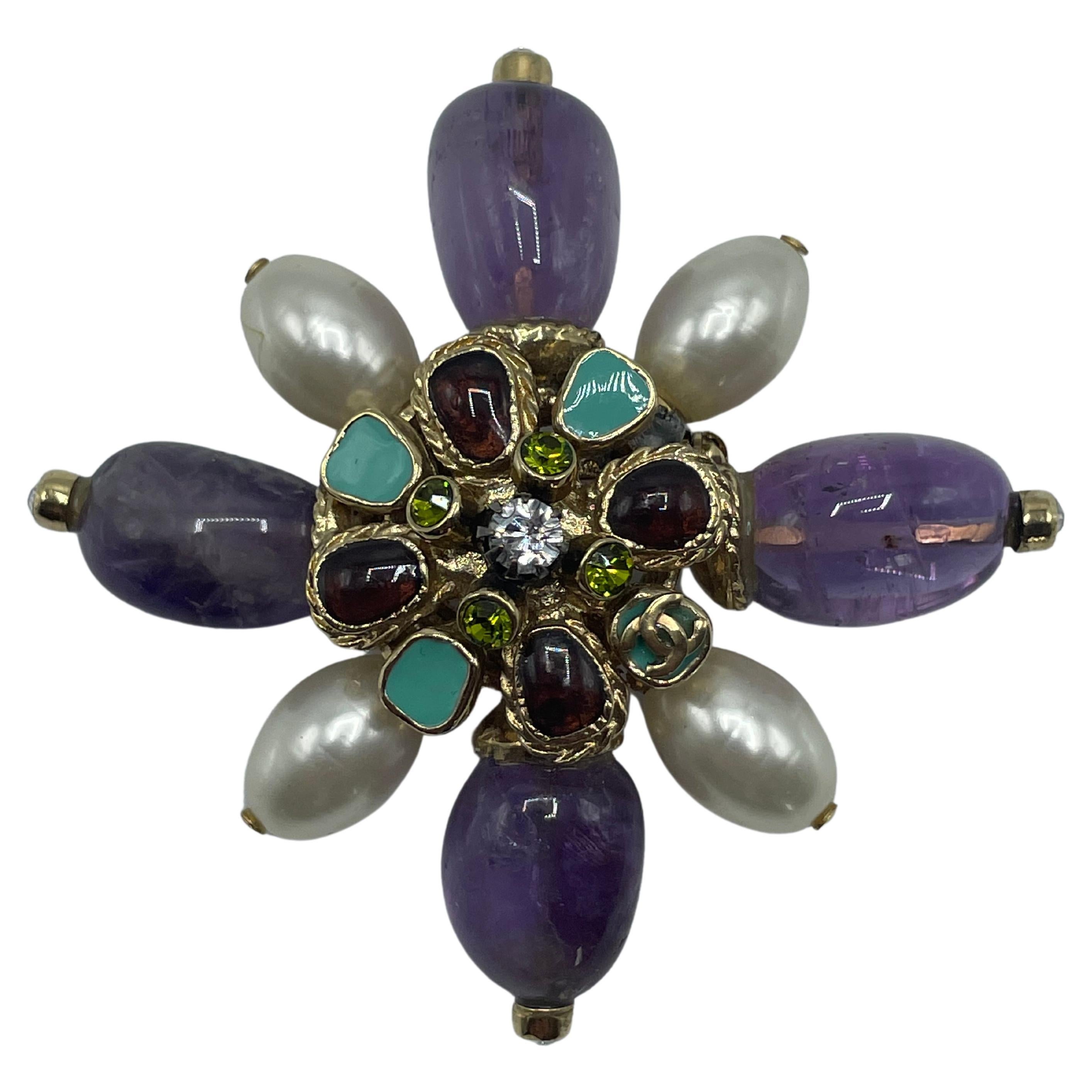 Chanel 2005 Amethyst & Pearl Brooch or Pendant For Sale 1